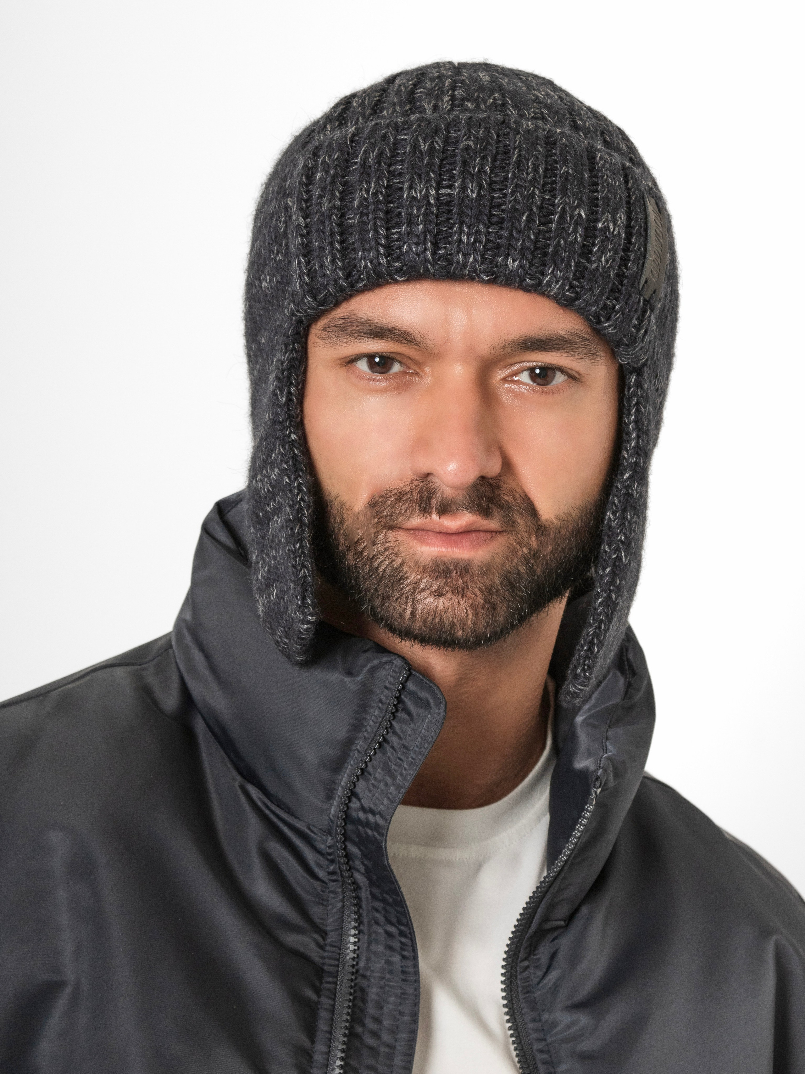 Шапки мужские. Фотостудия для Wildberries Ozon