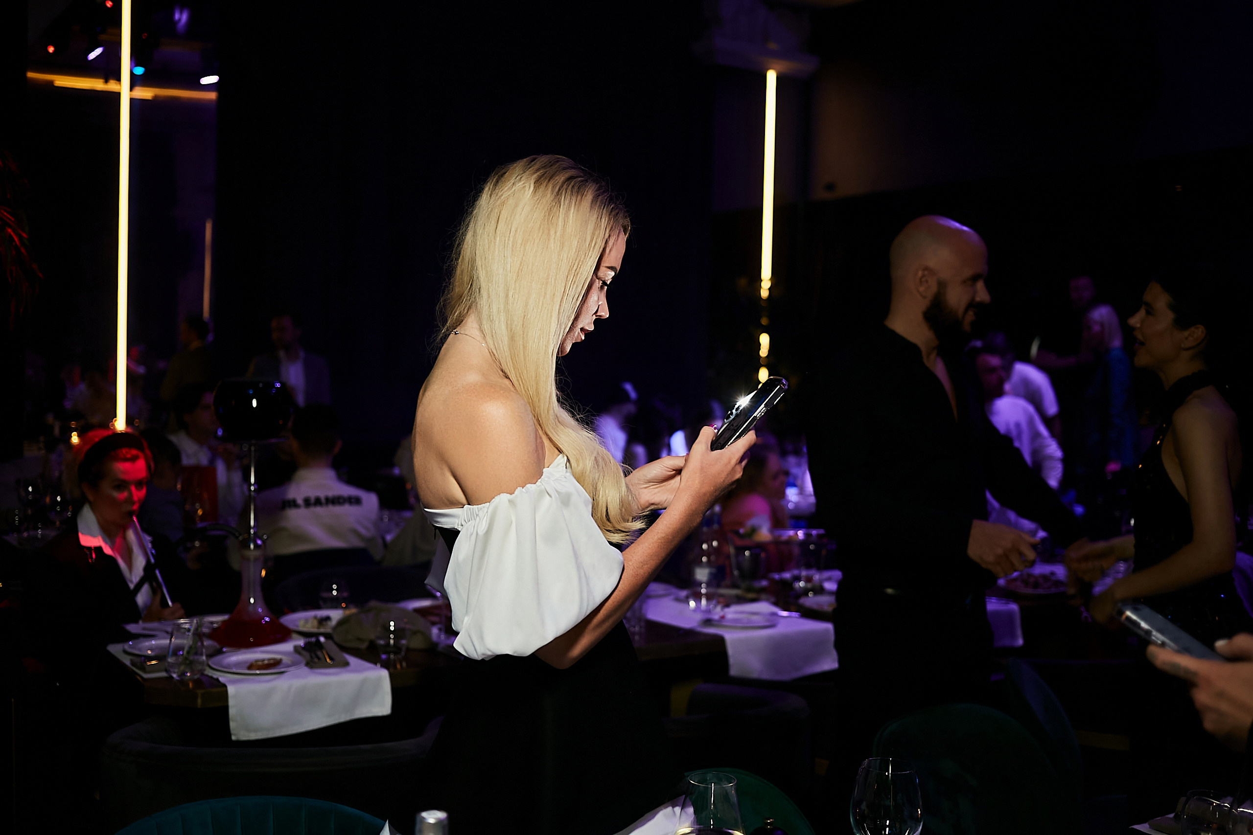 Fashion — презентация журнала Screenpaper. Фотограф и Видеограф в Москве. Олег Корушев