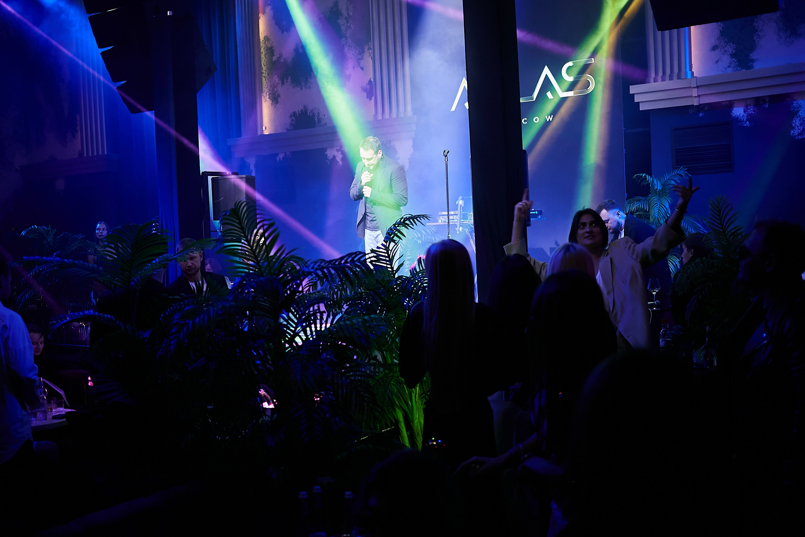 19 сентября в уникальном месте Москвы, Ночном клубе Atlas Club, состоя. Фотограф и Видеограф в Москве. Олег Корушев