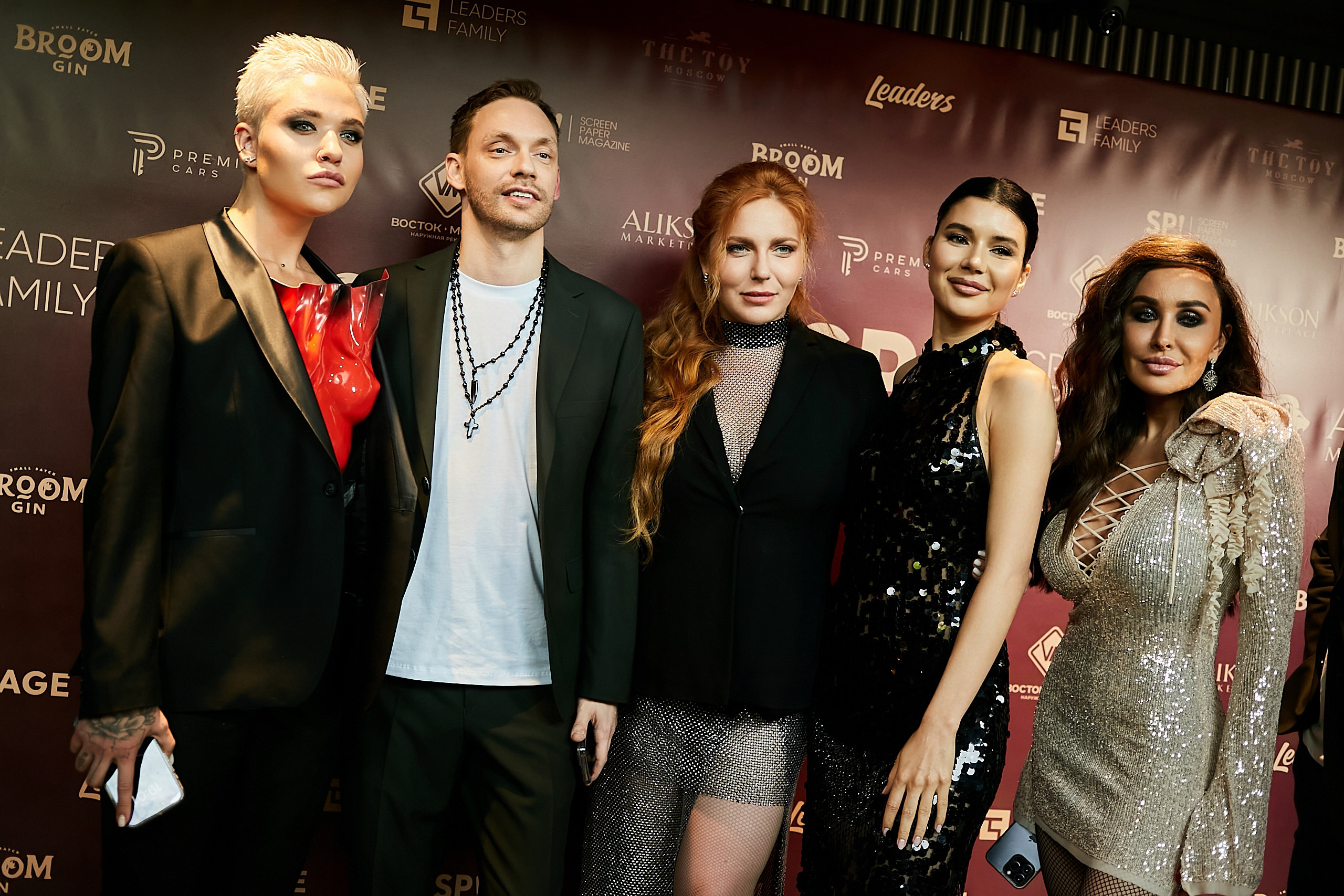 Fashion — презентация журнала Screenpaper. Фотограф и Видеограф в Москве. Олег Корушев