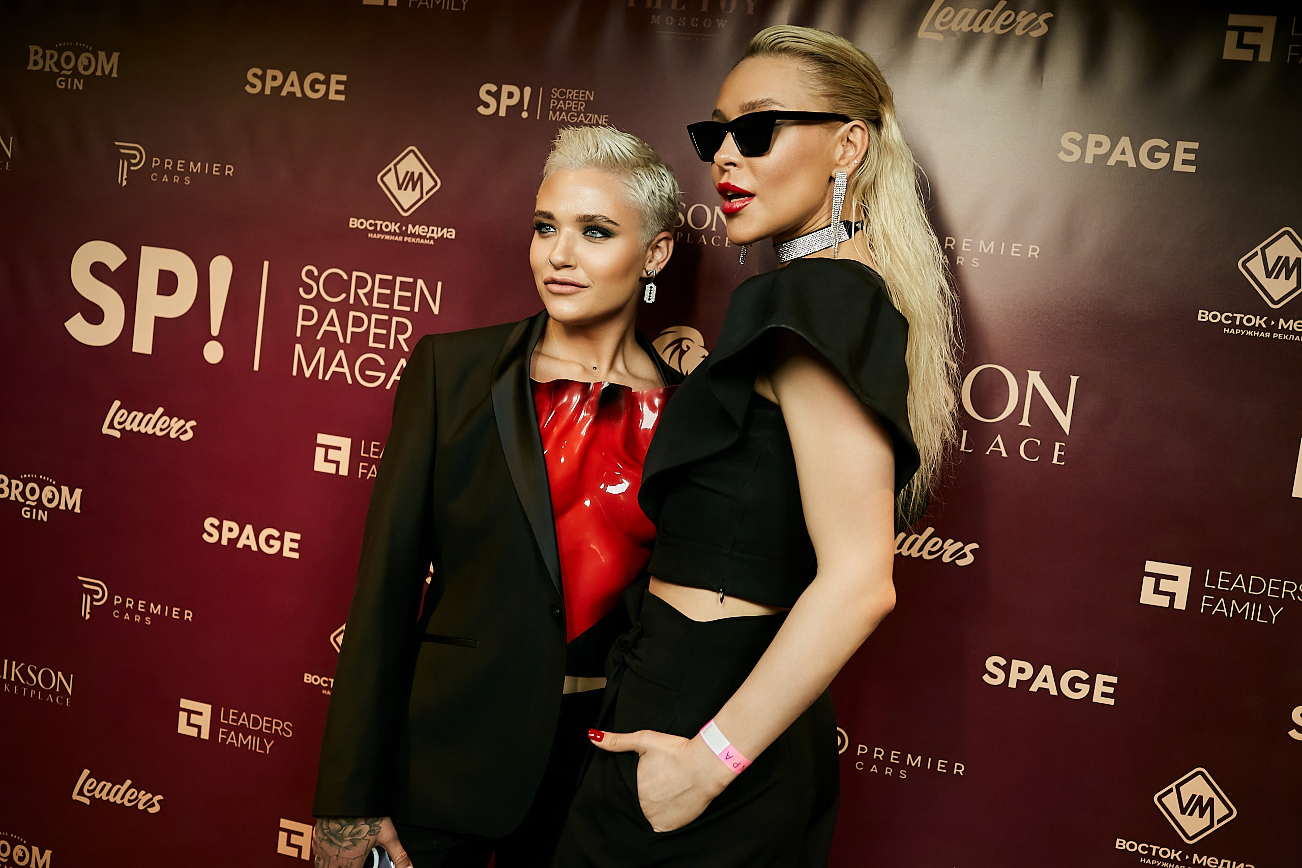 Fashion — презентация журнала Screenpaper. Фотограф и Видеограф в Москве. Олег Корушев