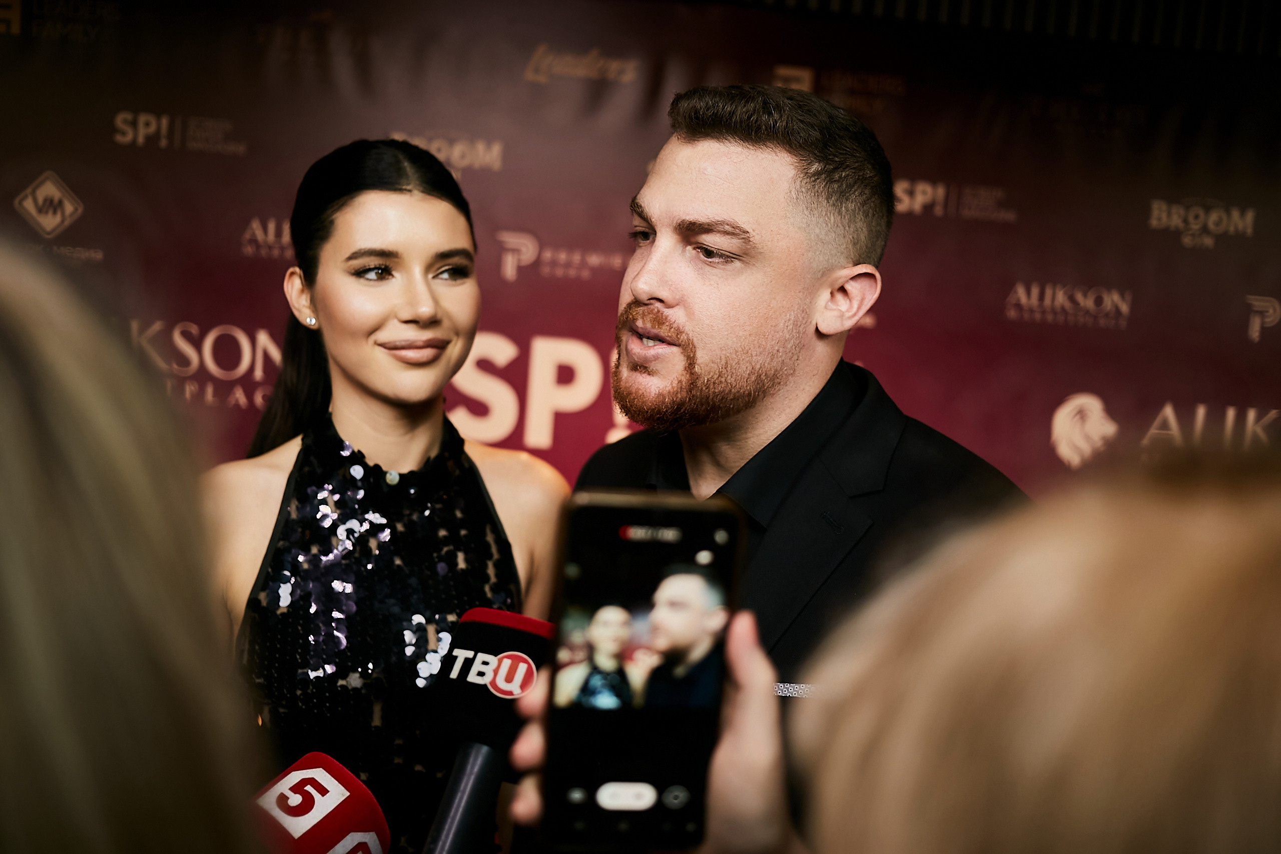 Fashion — презентация журнала Screenpaper. Фотограф и Видеограф в Москве. Олег Корушев