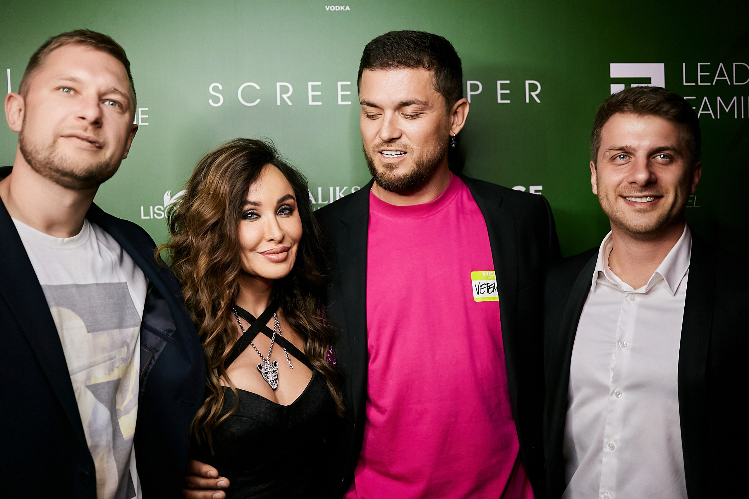 SCREENPAPER Unveils First Printed Glossy Magazine in Star-Studded Fashion Show. Фотограф и Видеограф в Москве. Олег Корушев