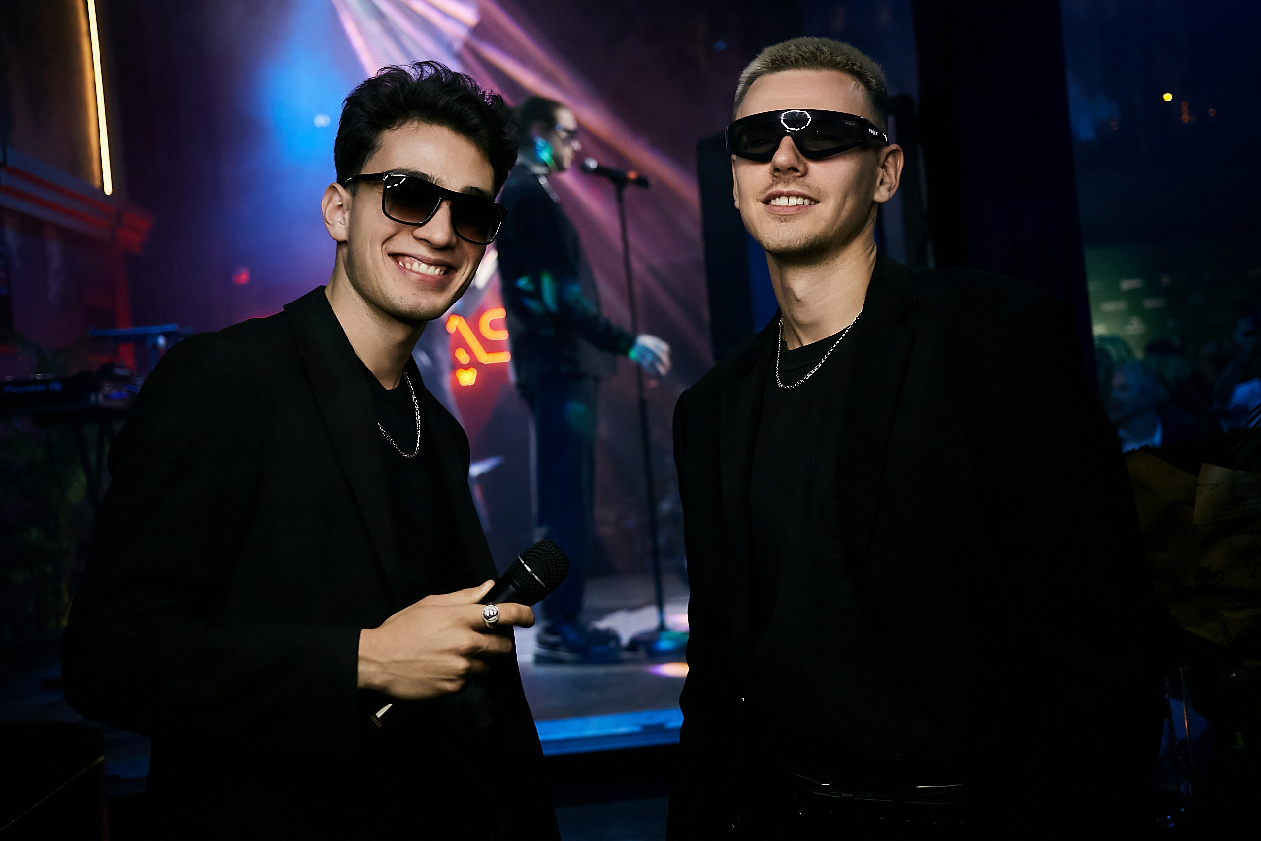 SCREENPAPER Unveils First Printed Glossy Magazine in Star-Studded Fashion Show. Фотограф и Видеограф в Москве. Олег Корушев