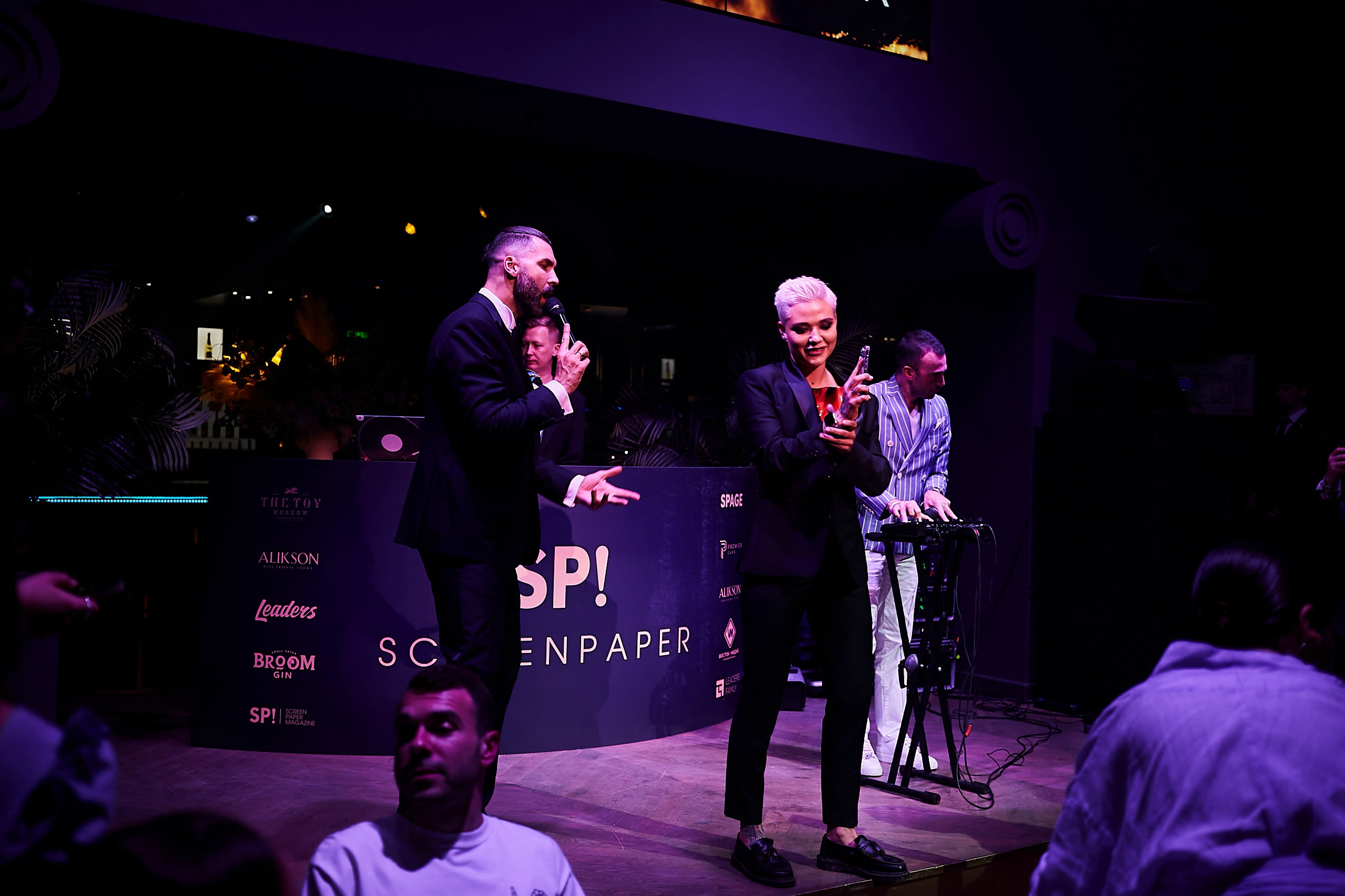 Fashion — презентация журнала Screenpaper. Фотограф и Видеограф в Москве. Олег Корушев