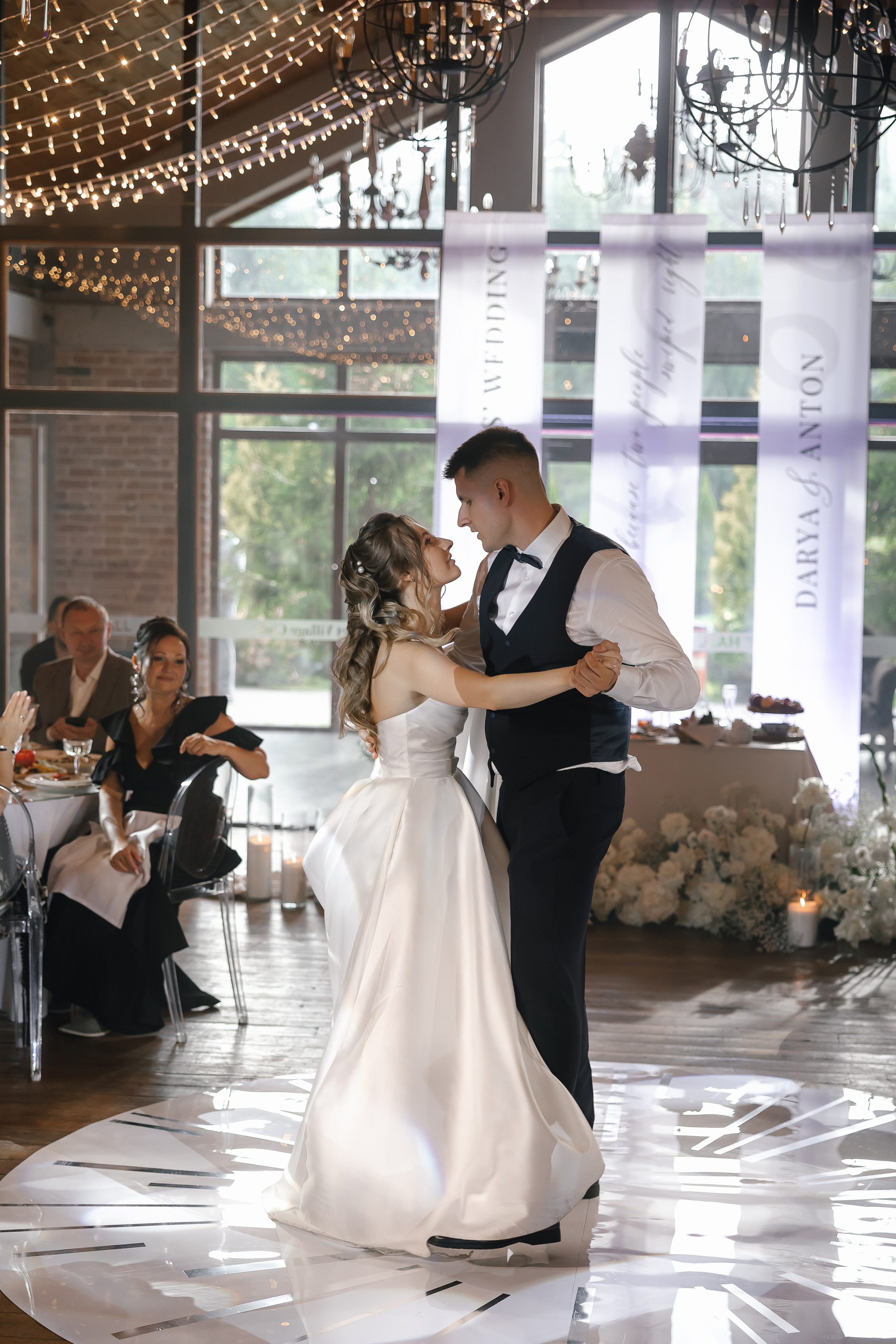 Даша & Антон. Агентство по организации мероприятий