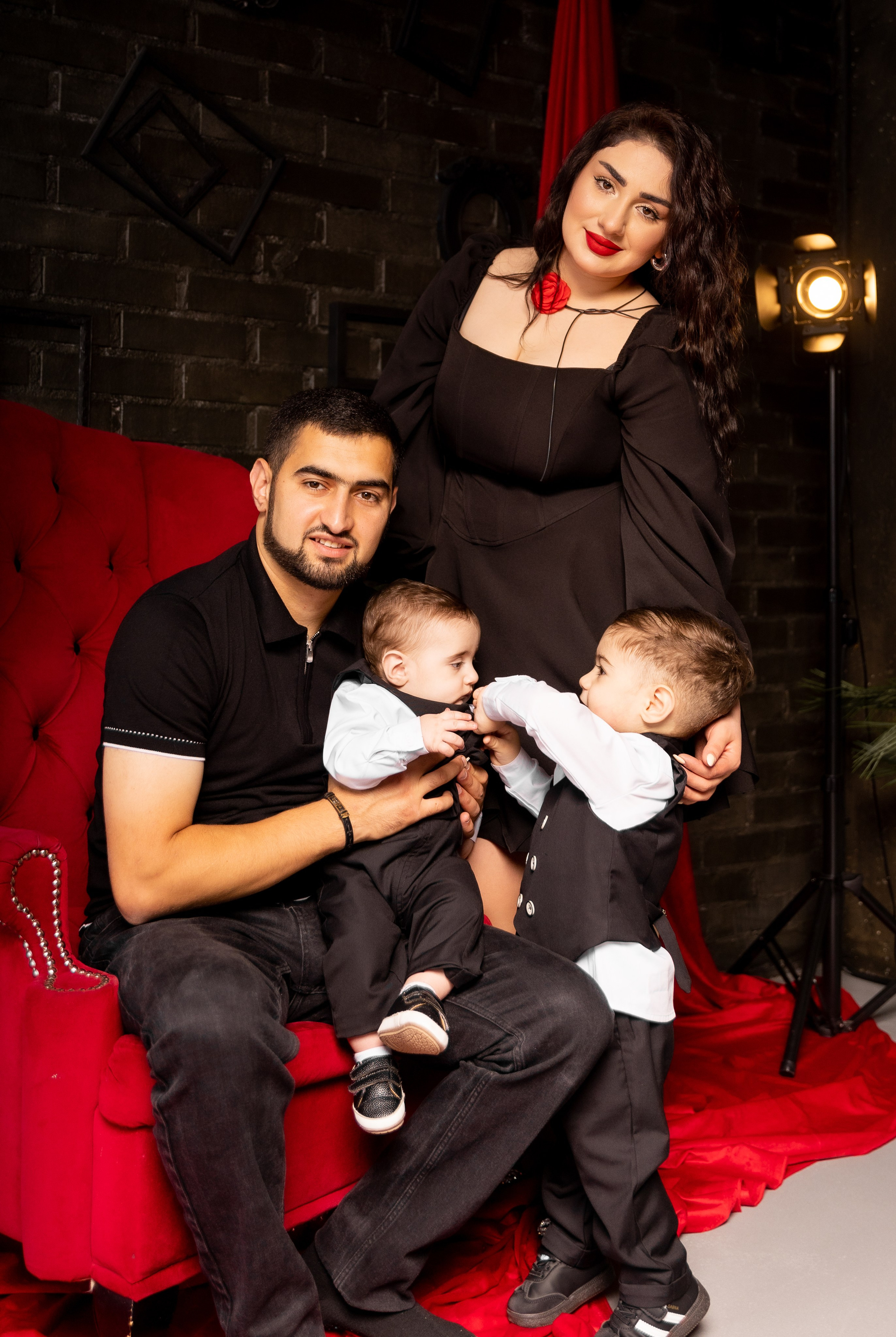 Семейная фотоссесия в студии. The EVL gallery