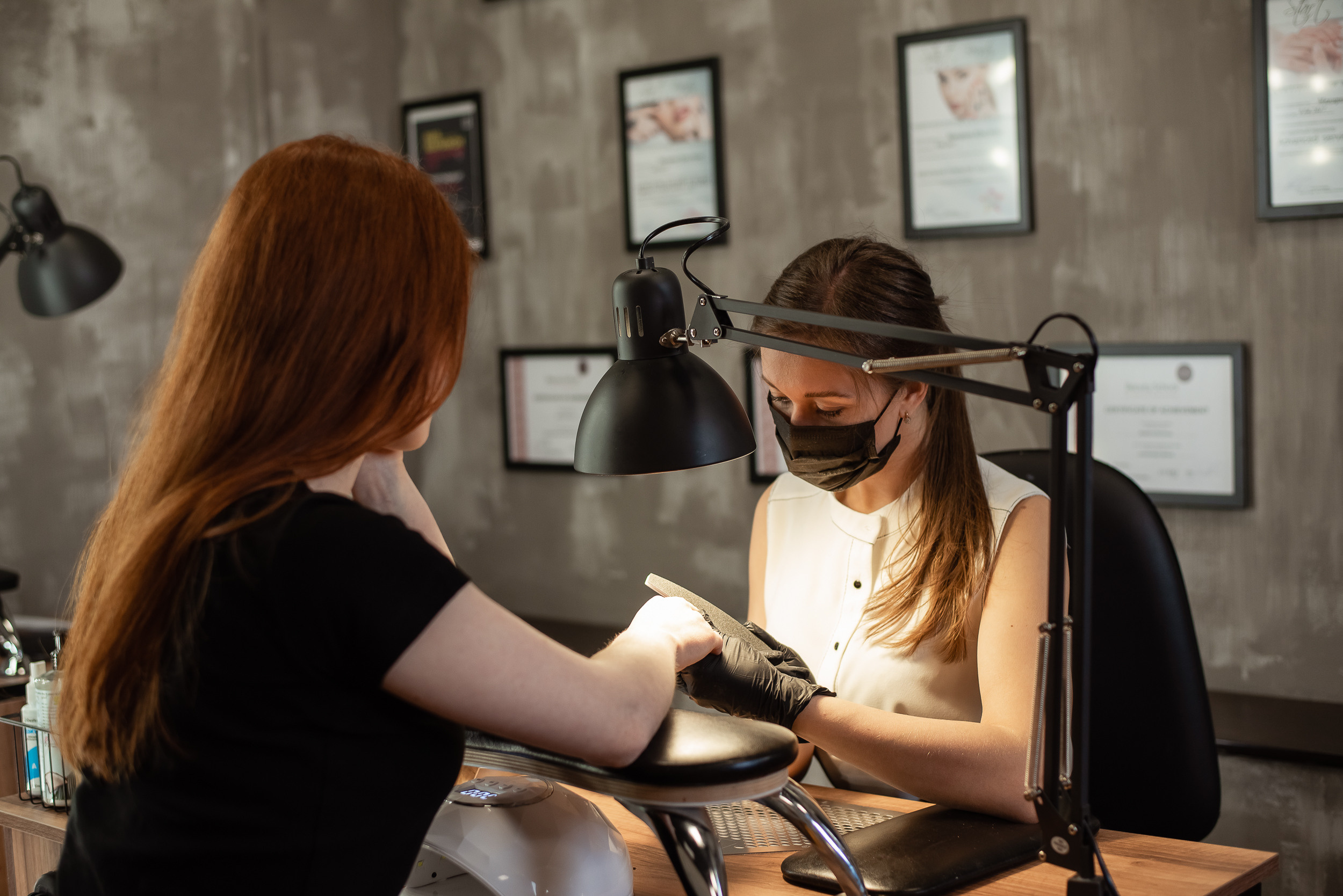 Nail master. Фотограф Галина Рагозина