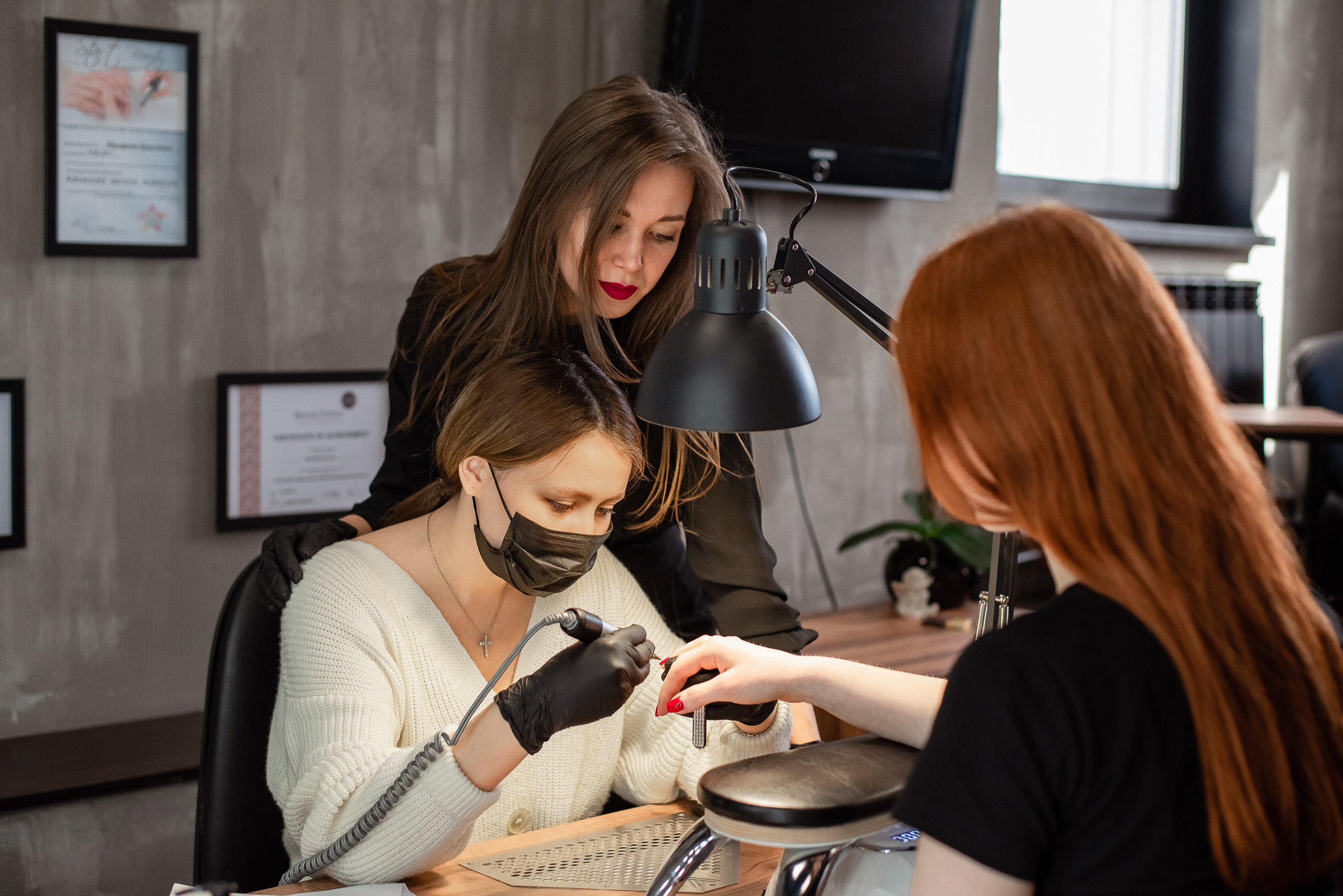 Nail master. Фотограф Галина Рагозина