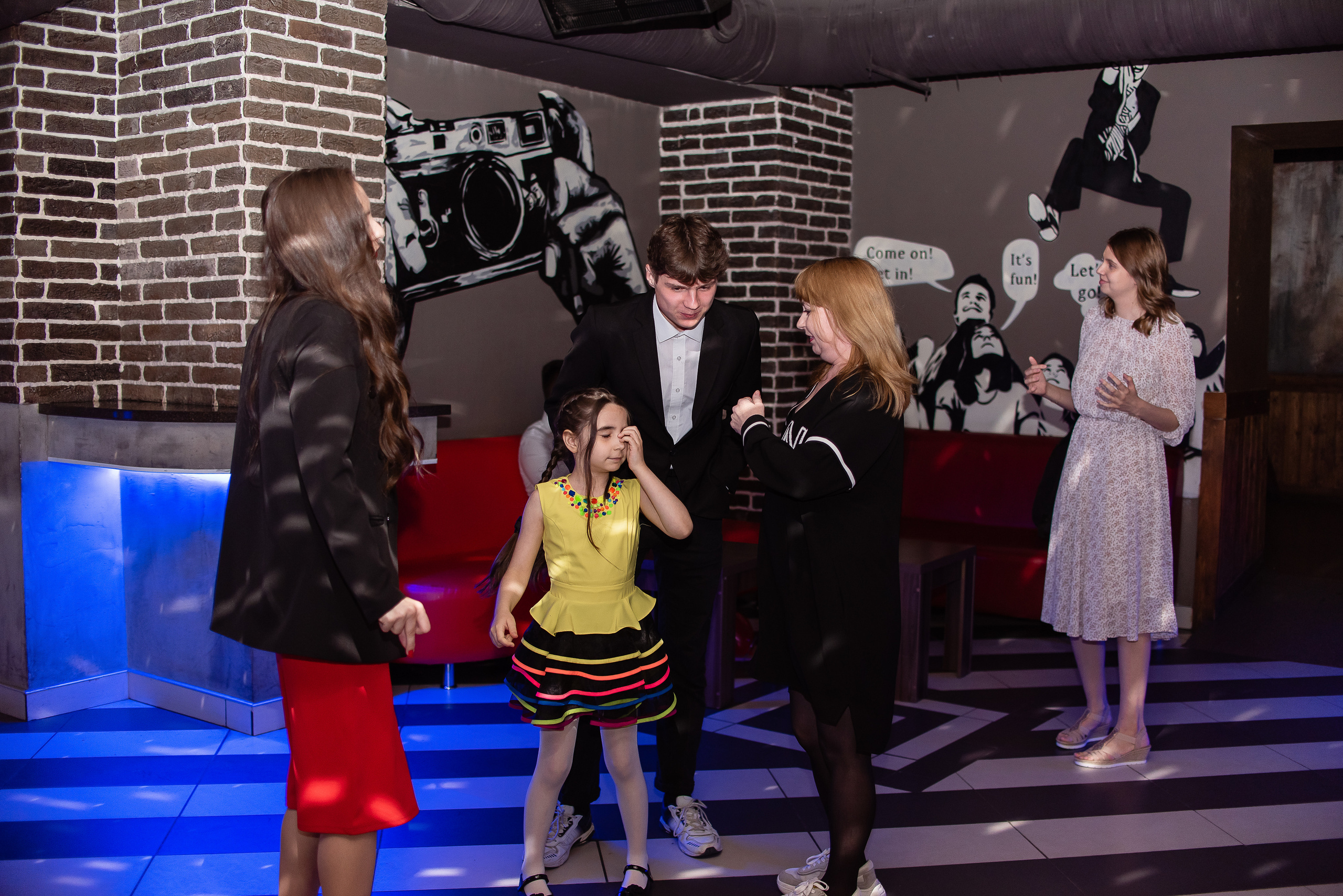 Выпускной 11 класс, РЦ «Ривьера». Фотограф Галина Рагозина