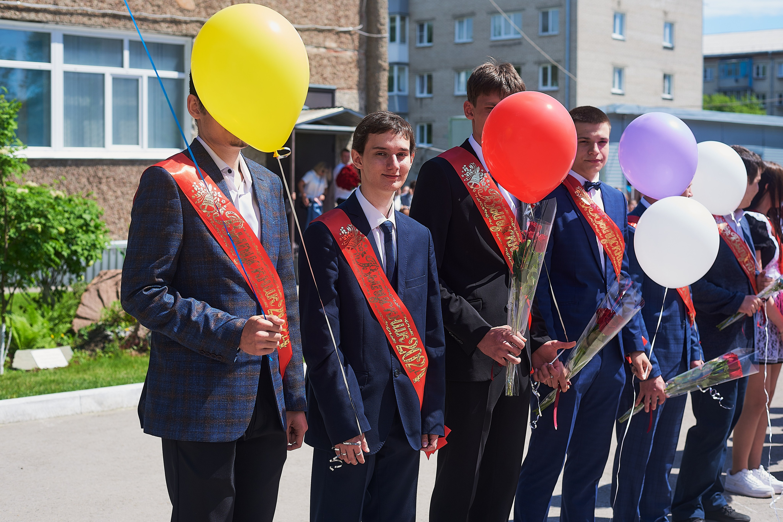 Последний звонок. Фотограф Елена Дука. Контент съемка. Семейная фотография