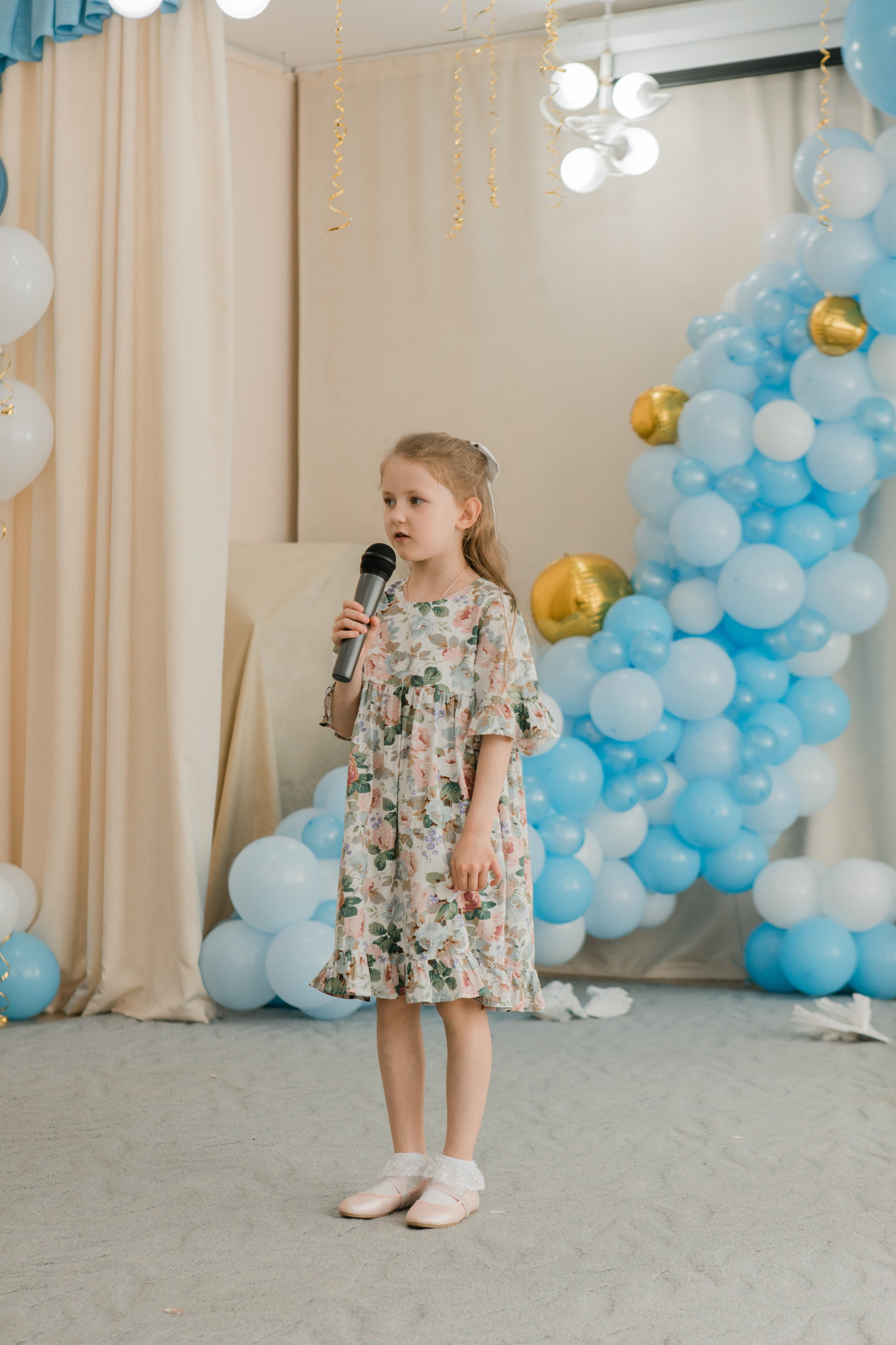 Фотосъемка выпускного в детском саду. Видеосъемка и фотосъемка свадеб. Фотограф и оператор на свадьбу. Видеосъемка подкастов, собственная видео-фотостудии. Предметная фотосъемка