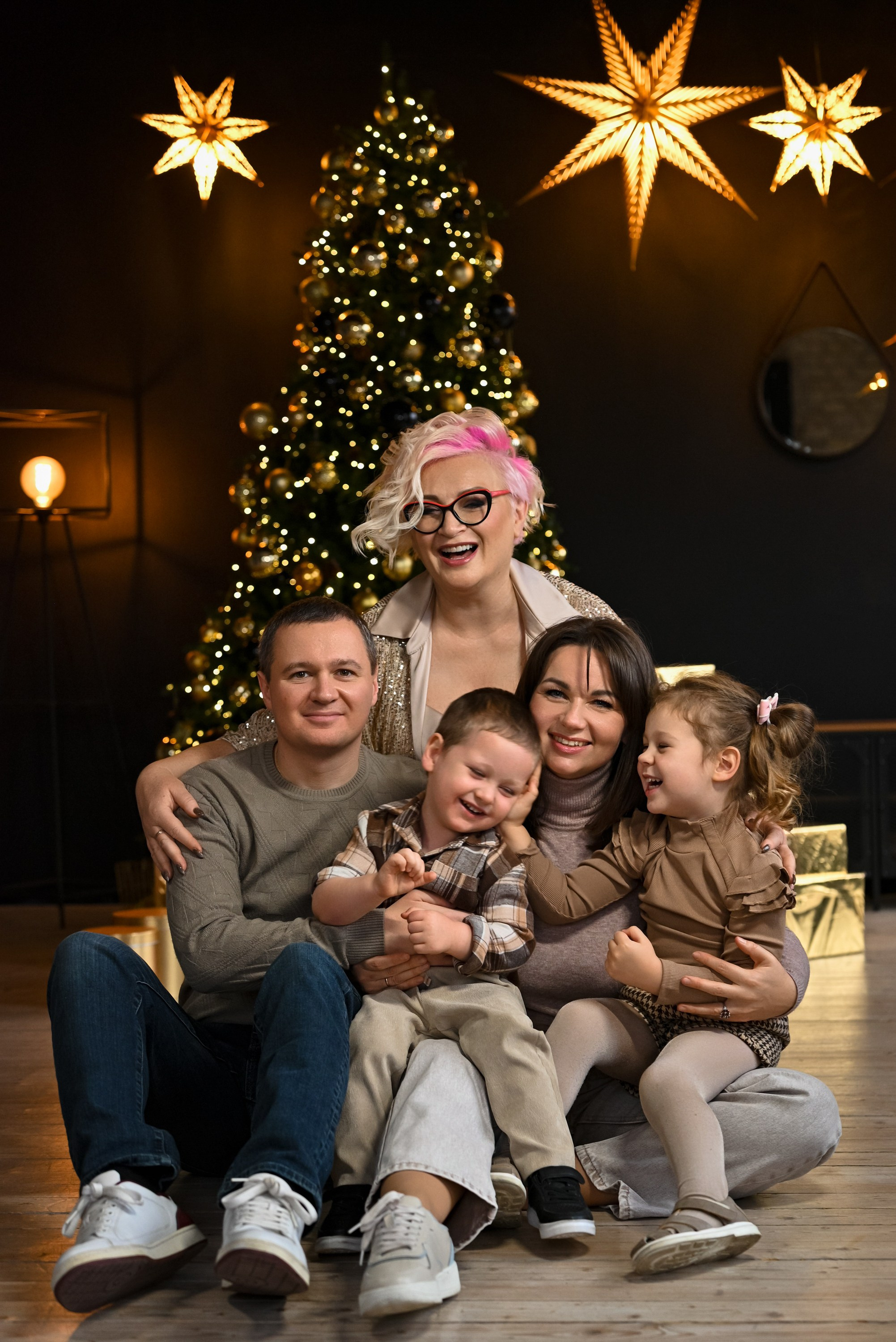 Вадим и Елена. Компания и фотошкола по созданию контента в Москве