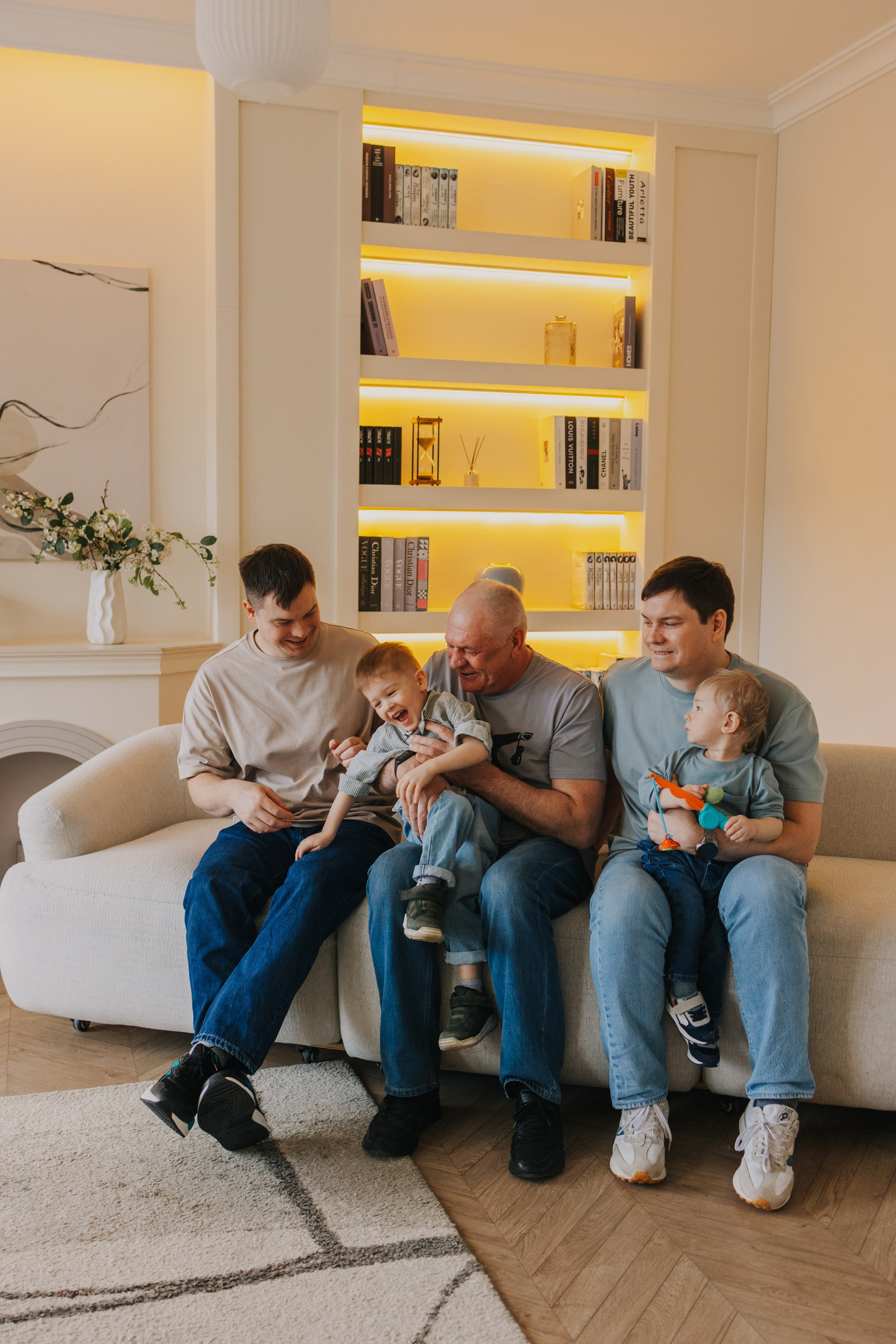 Большая семья. Домашняя фотосессия