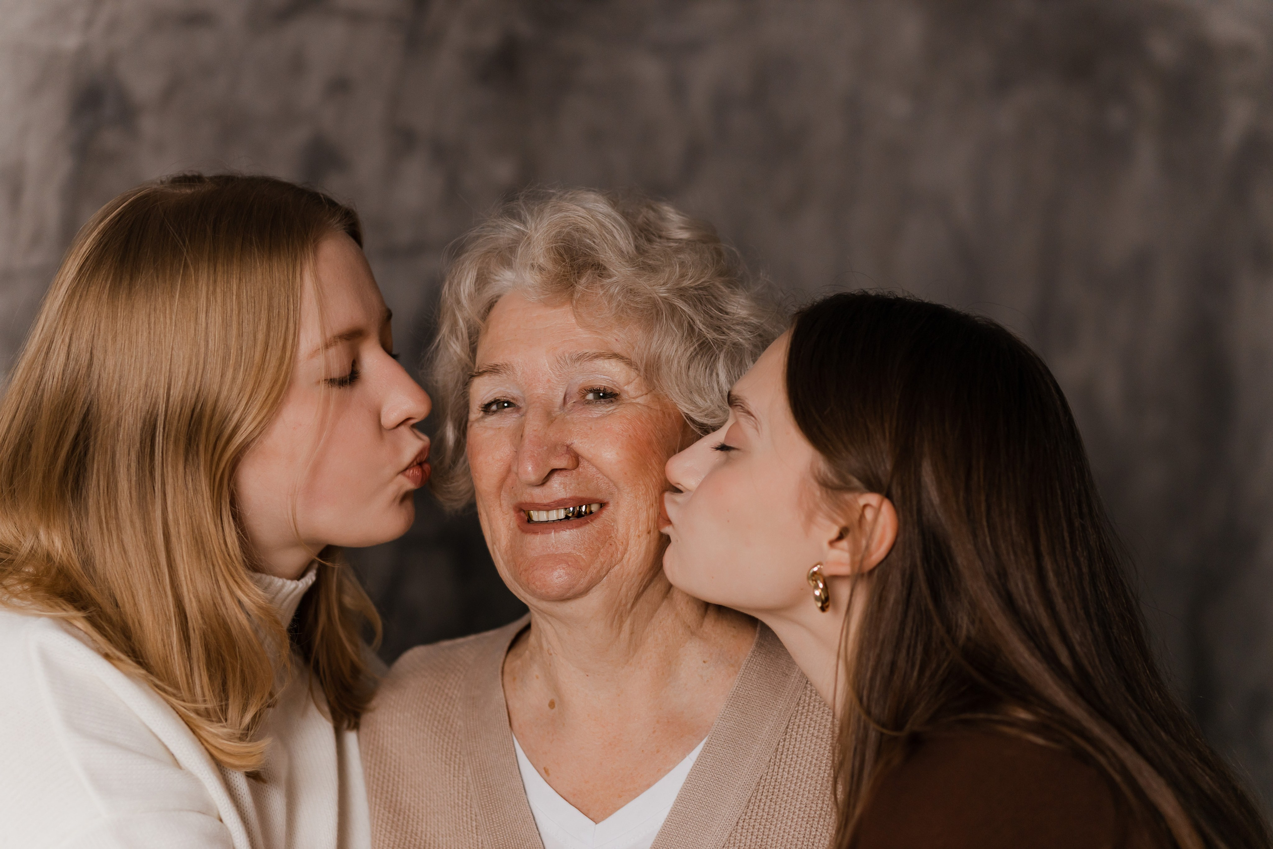 Любимая наша Бабушка). Семейный и детский фотограф в городе Подолск МО Крылова Ирина