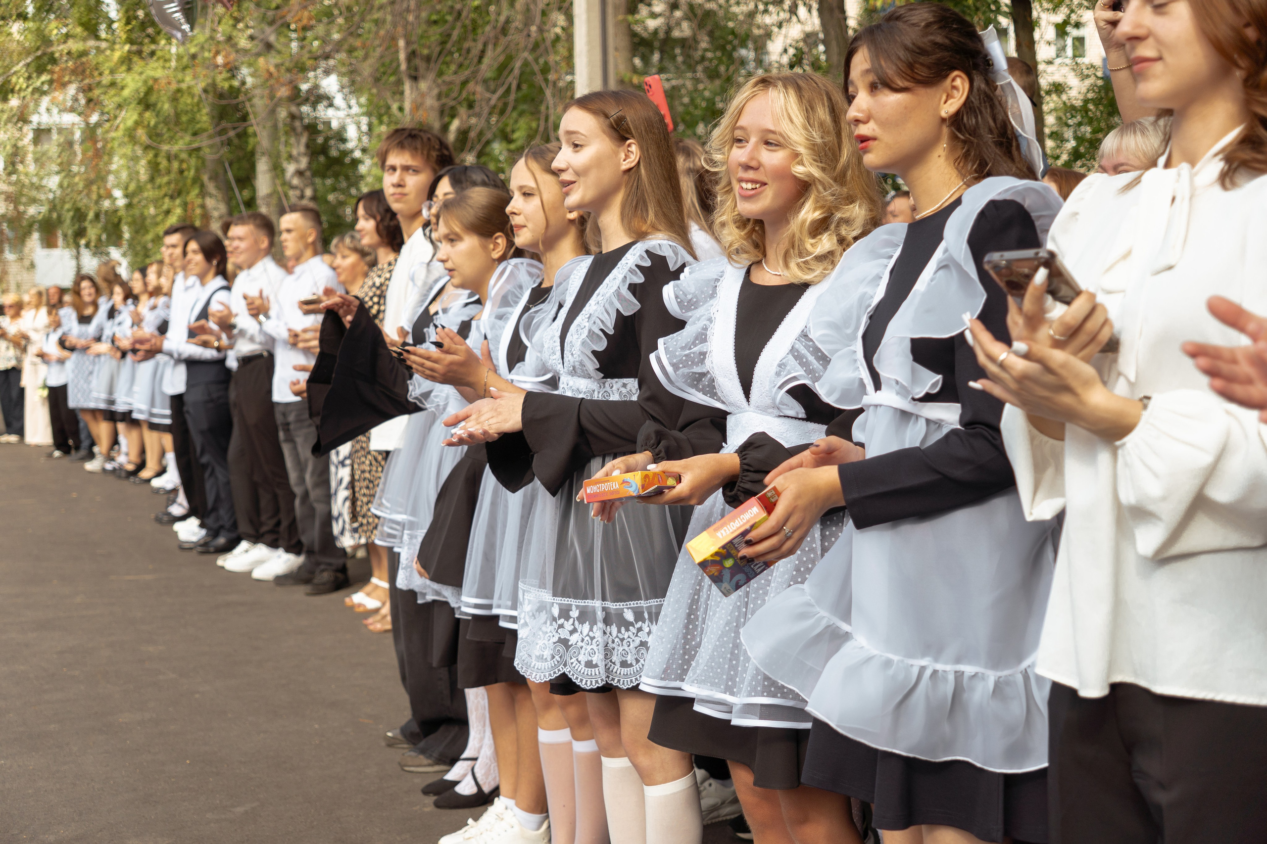 Школьные выпускные, линейки, банкеты. Семейный и LifeStyle фотограф в Жигулевске и Тольятти Рустам Ханмурзин