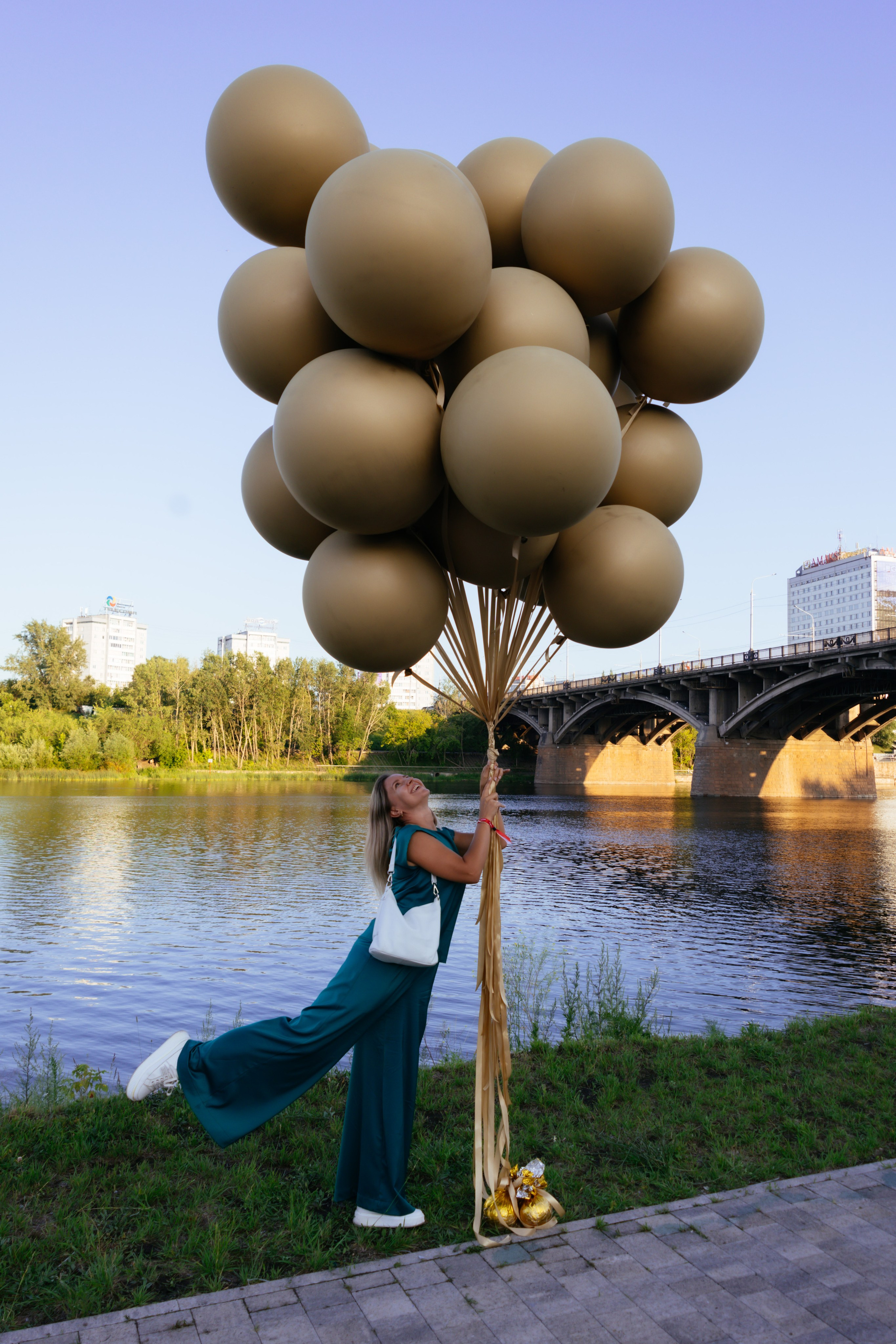 БИЗНЕС-ПИКНИК 2025. Фотограф Красноярск съемки лавстори, фотосессия в студии, портретная съемка, творческие фотосессии