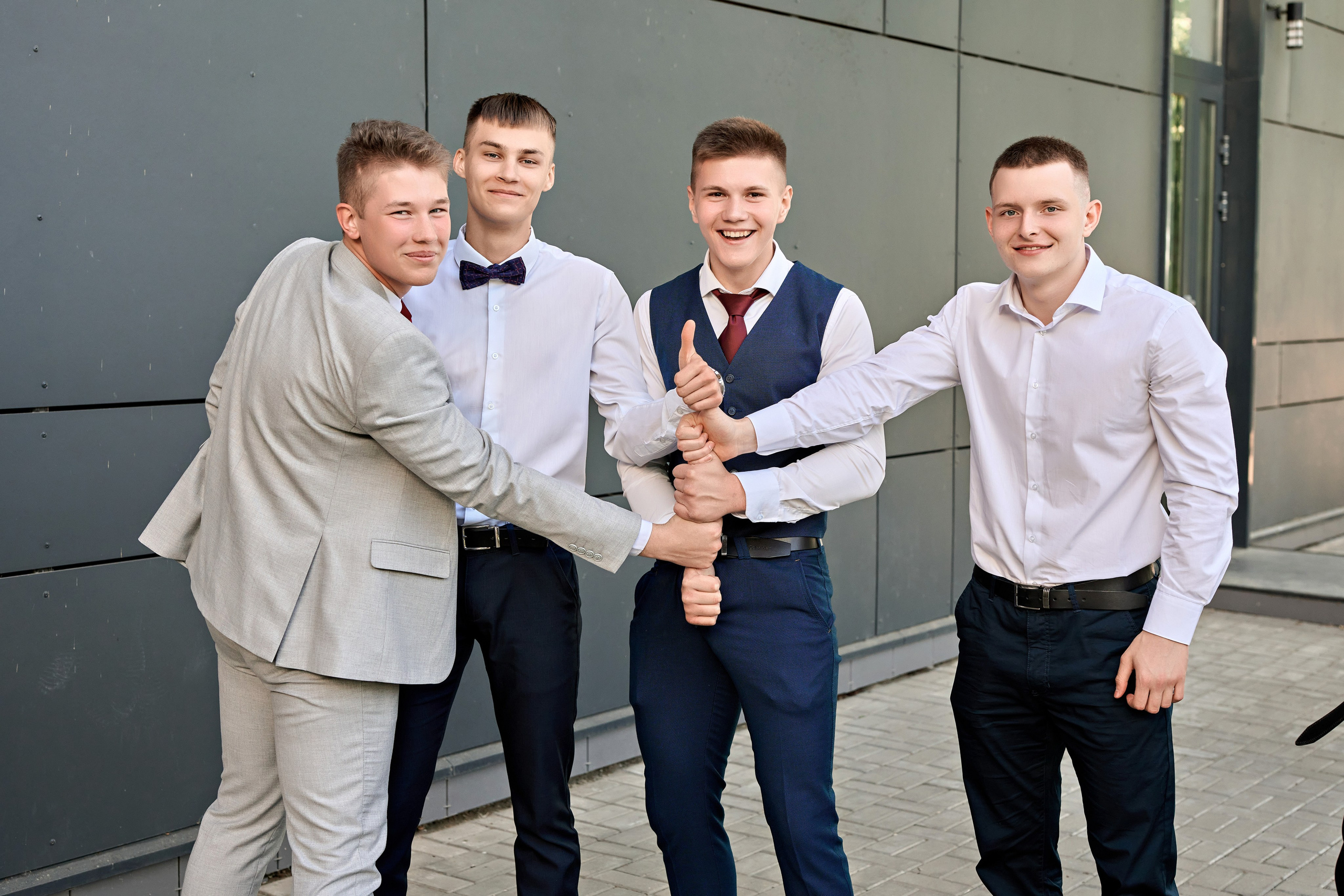 Фотосъёмка в Инновационном культурном центре (ИКЦ) Калуга для выпускных альбомов. Фотограф Меняйло Евгений. Свадьба. Портрет. Репортаж. Семья. Контент