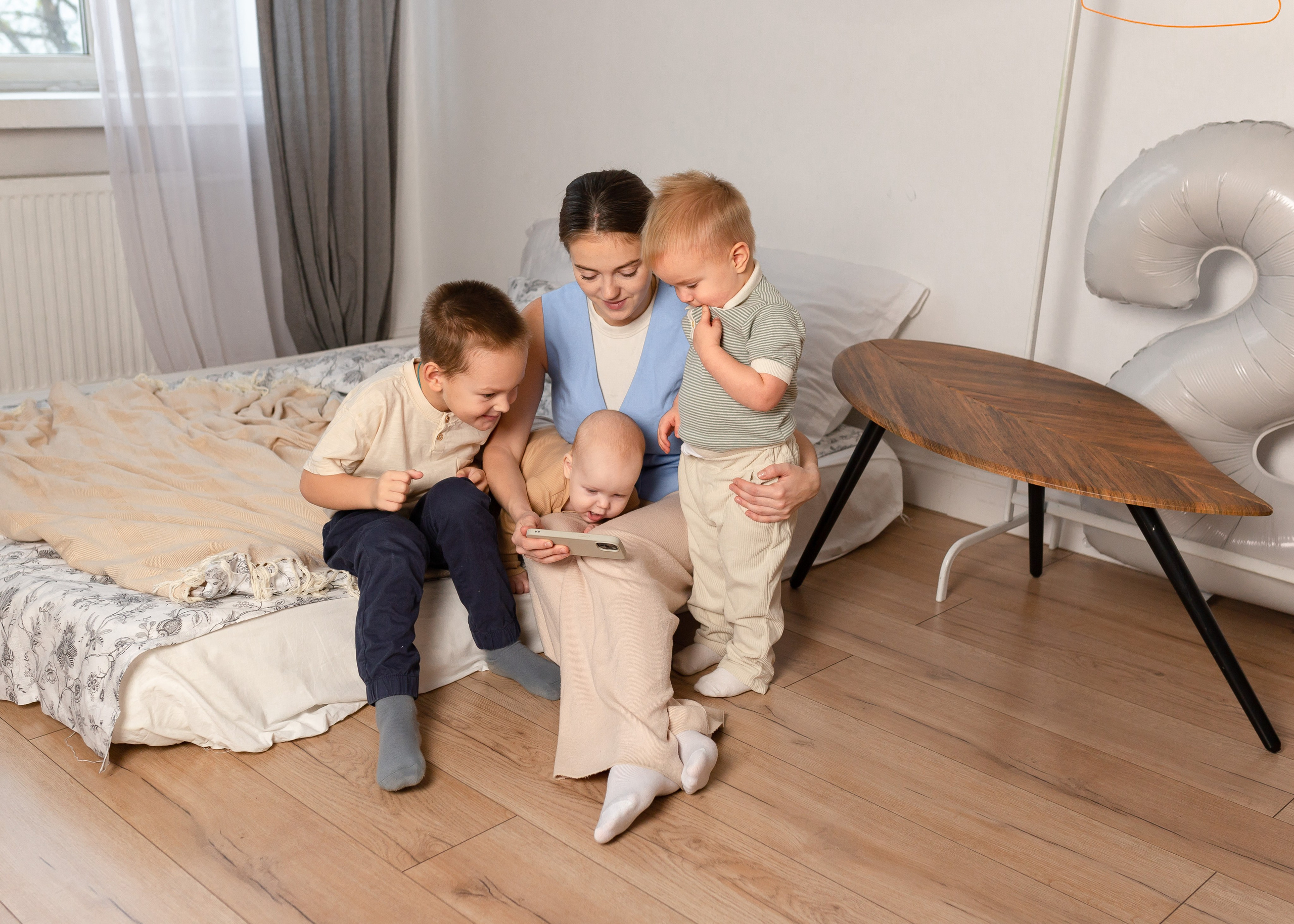 Филипп, Илья, Егор и Юлианна. Репортажный фотограф в Москве