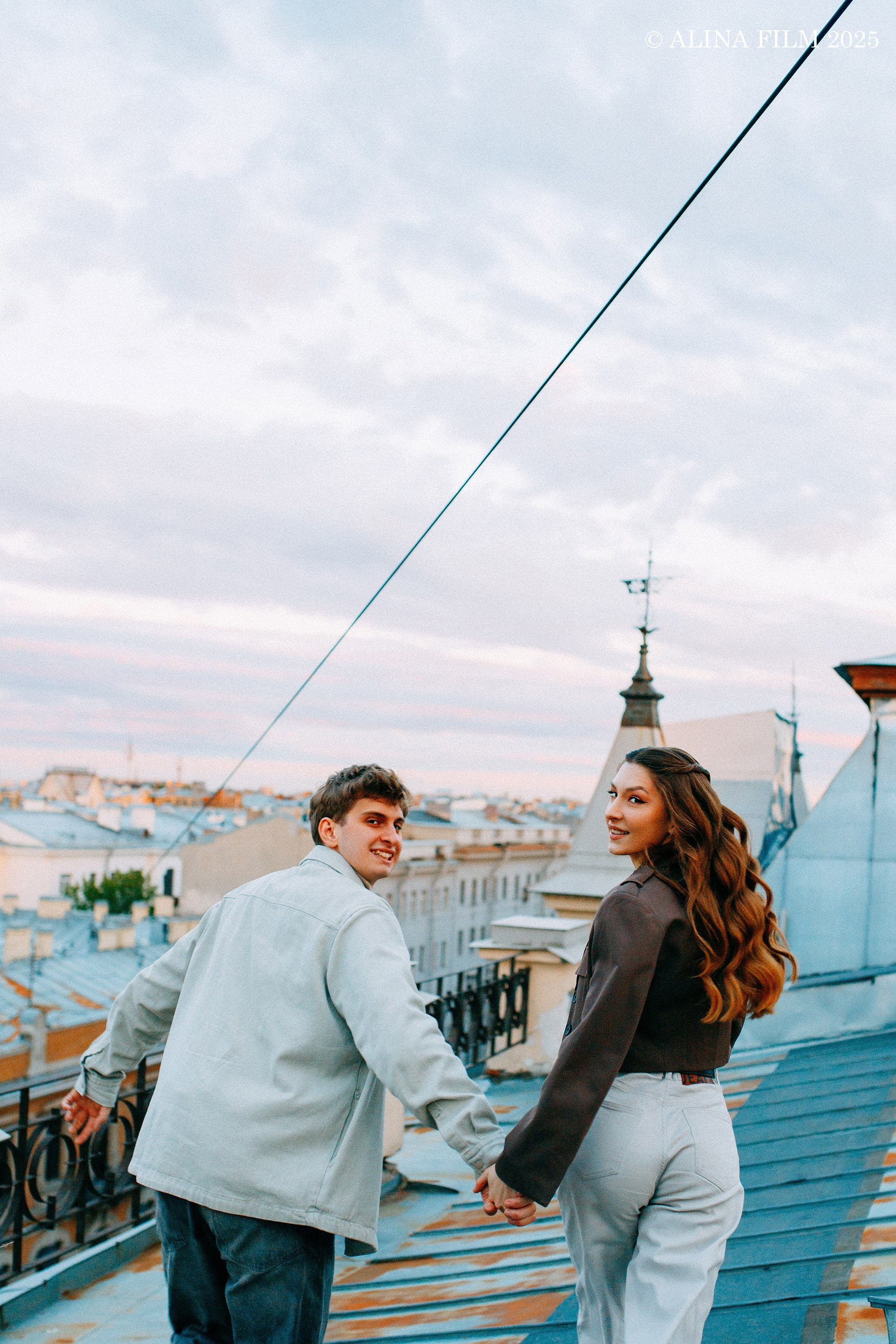 Фотосессия на крыше в Питере (лавстори). Фотограф в Санкт-Петербурге Alina Film