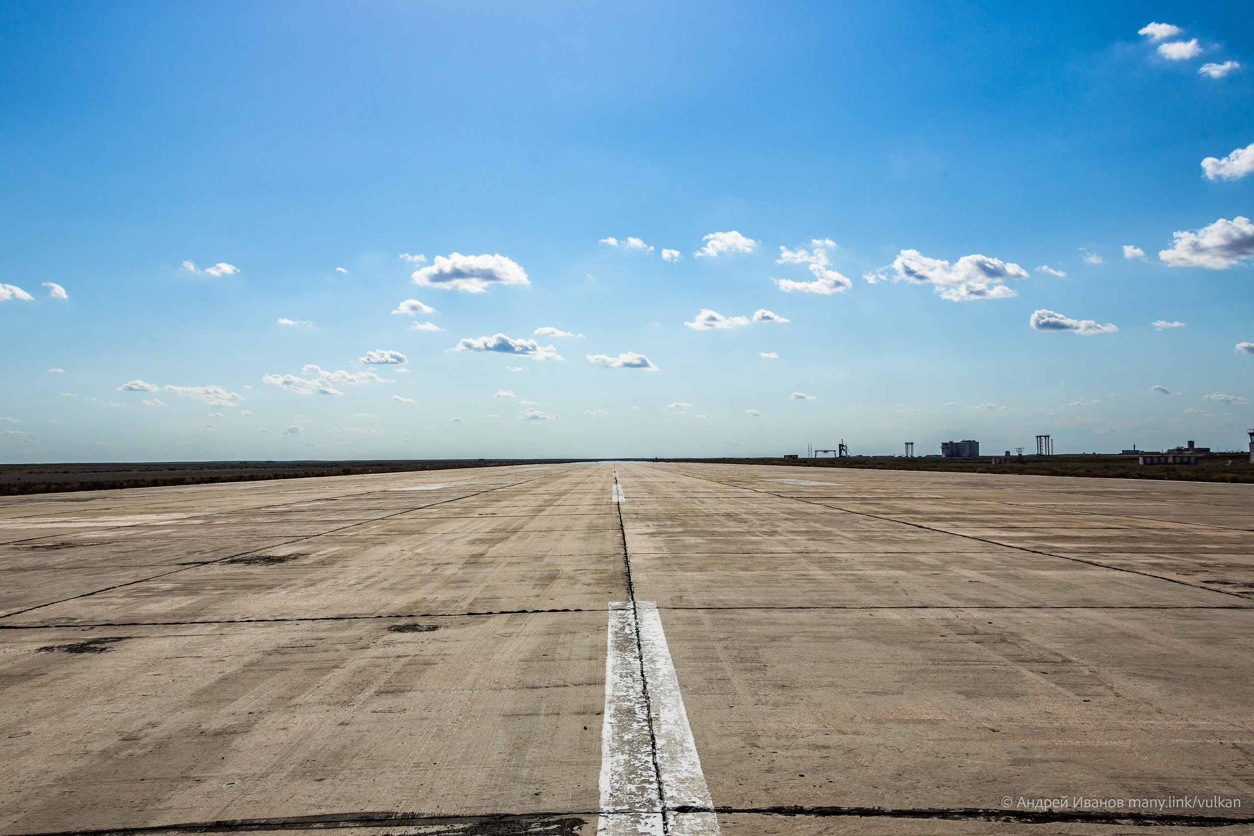 Перелёт на Байконур в 2026 г на самолётах АОН. Фотоальбом показывающий увлекательный мир авиации и мир медведей Андрея Иванова