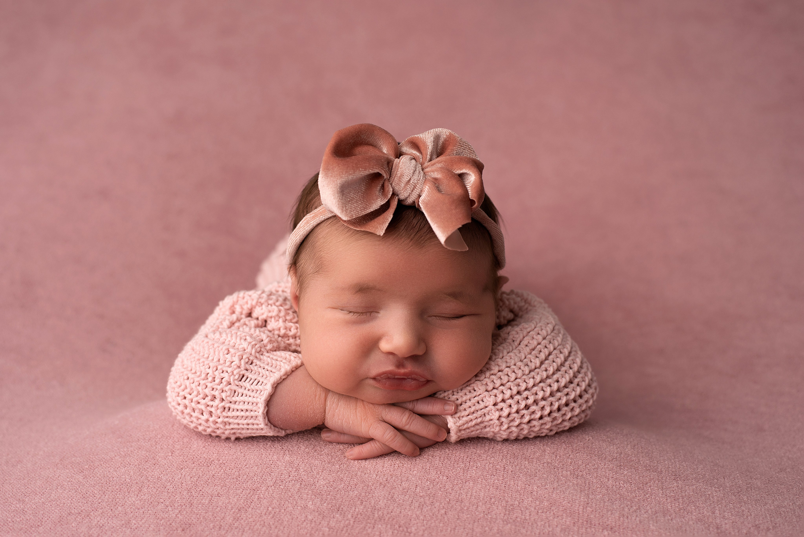 Новорождённые девочки. Детский фотограф новорождённых в Минске Боровик Екатерина