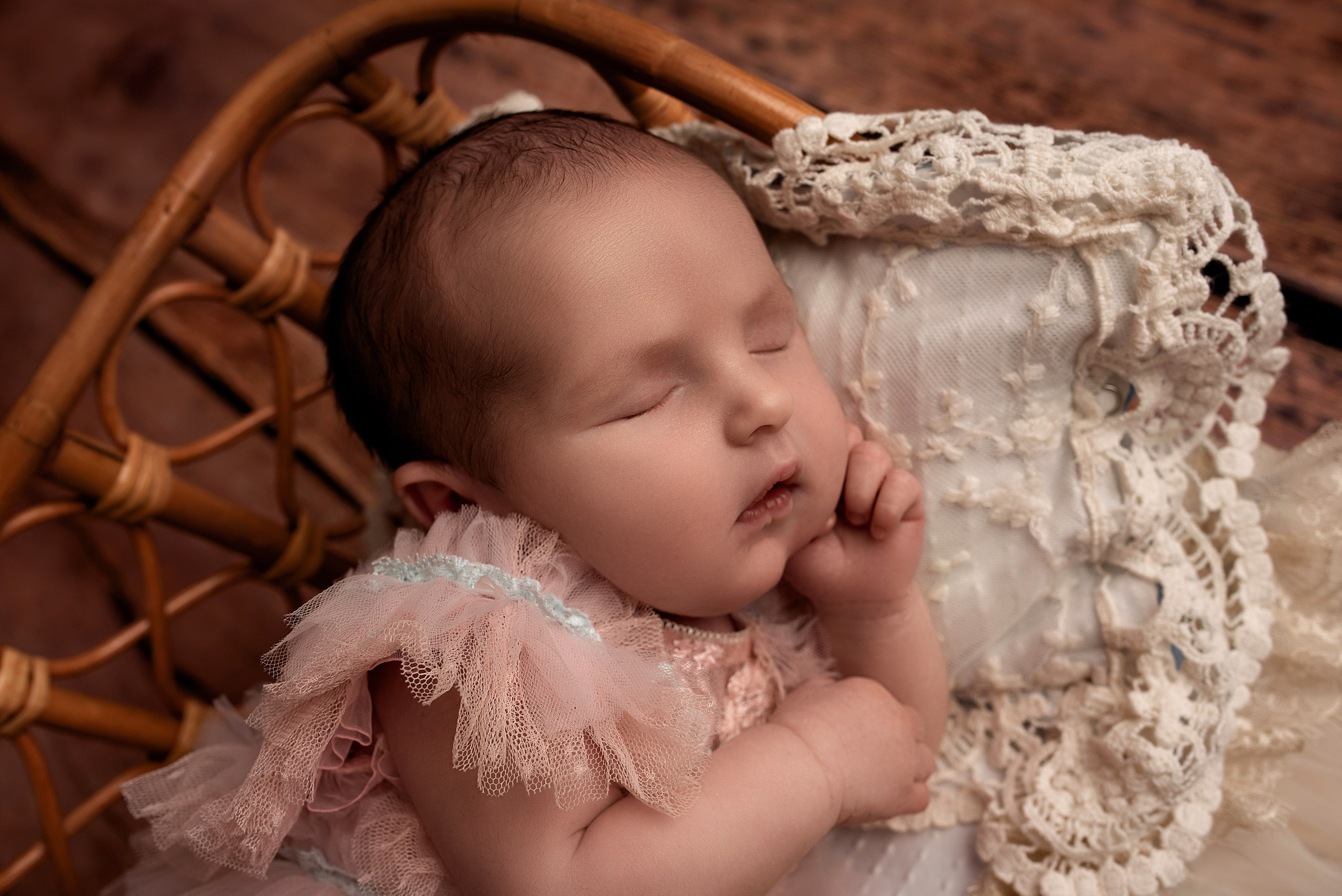 Новорождённые девочки. Детский фотограф новорождённых в Минске Боровик Екатерина