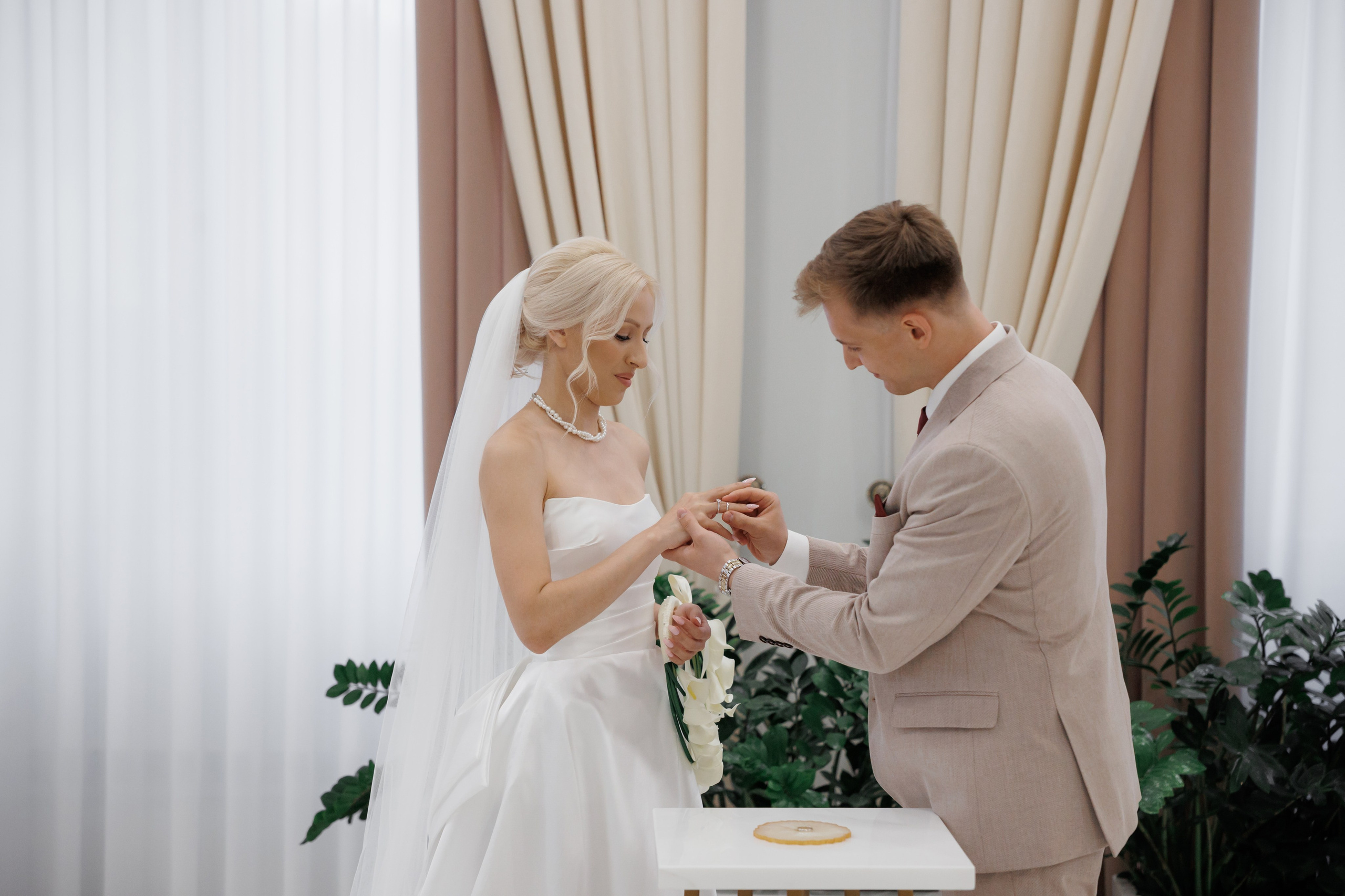 Отель «Милан», Шипиловский ЗАГС, прогулка в парке Царицыно. Свадебный и репортажный фотограф (Москва, Королев и другие)