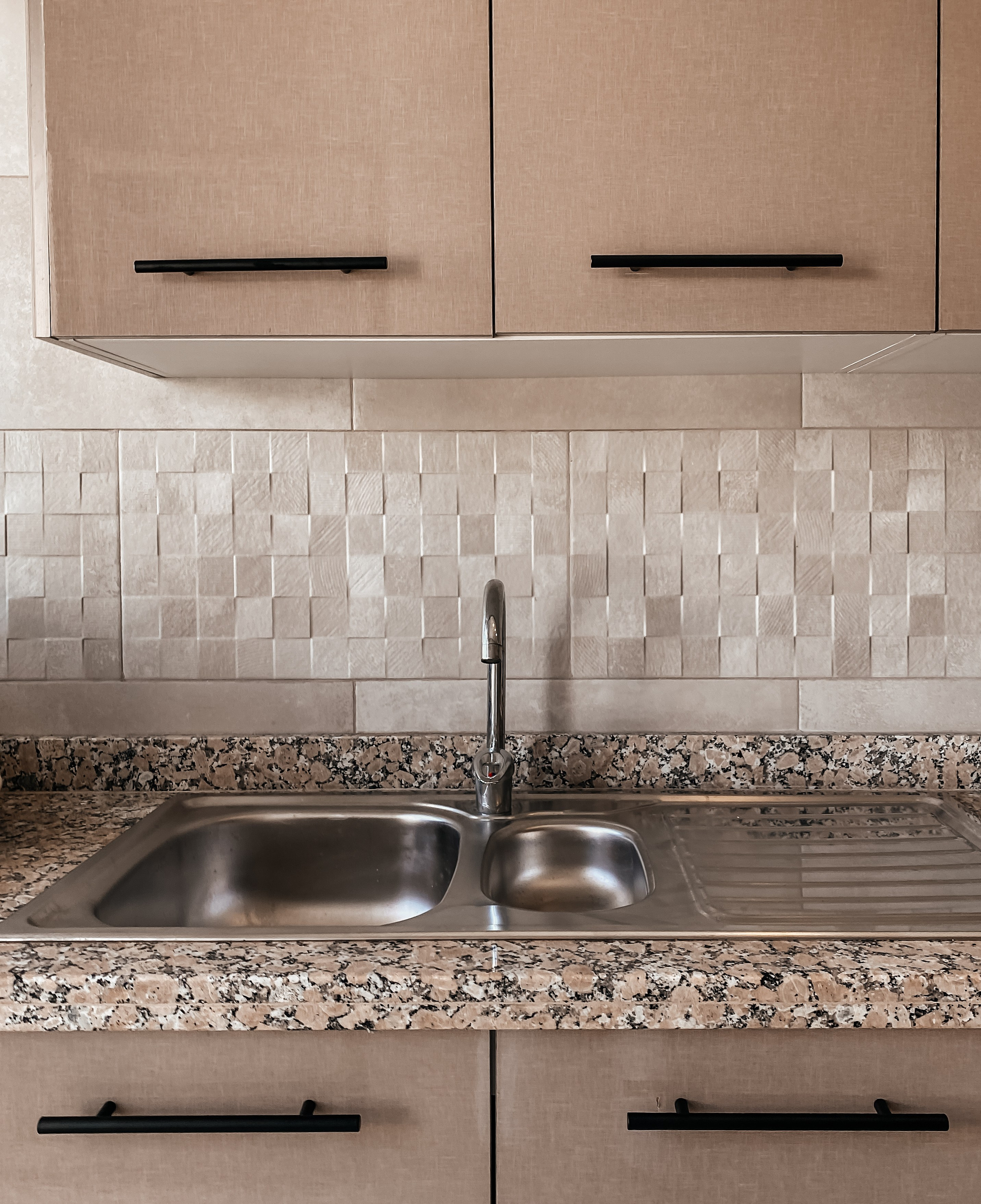 Apart 3. Olga Popova — Photographer in Morocco