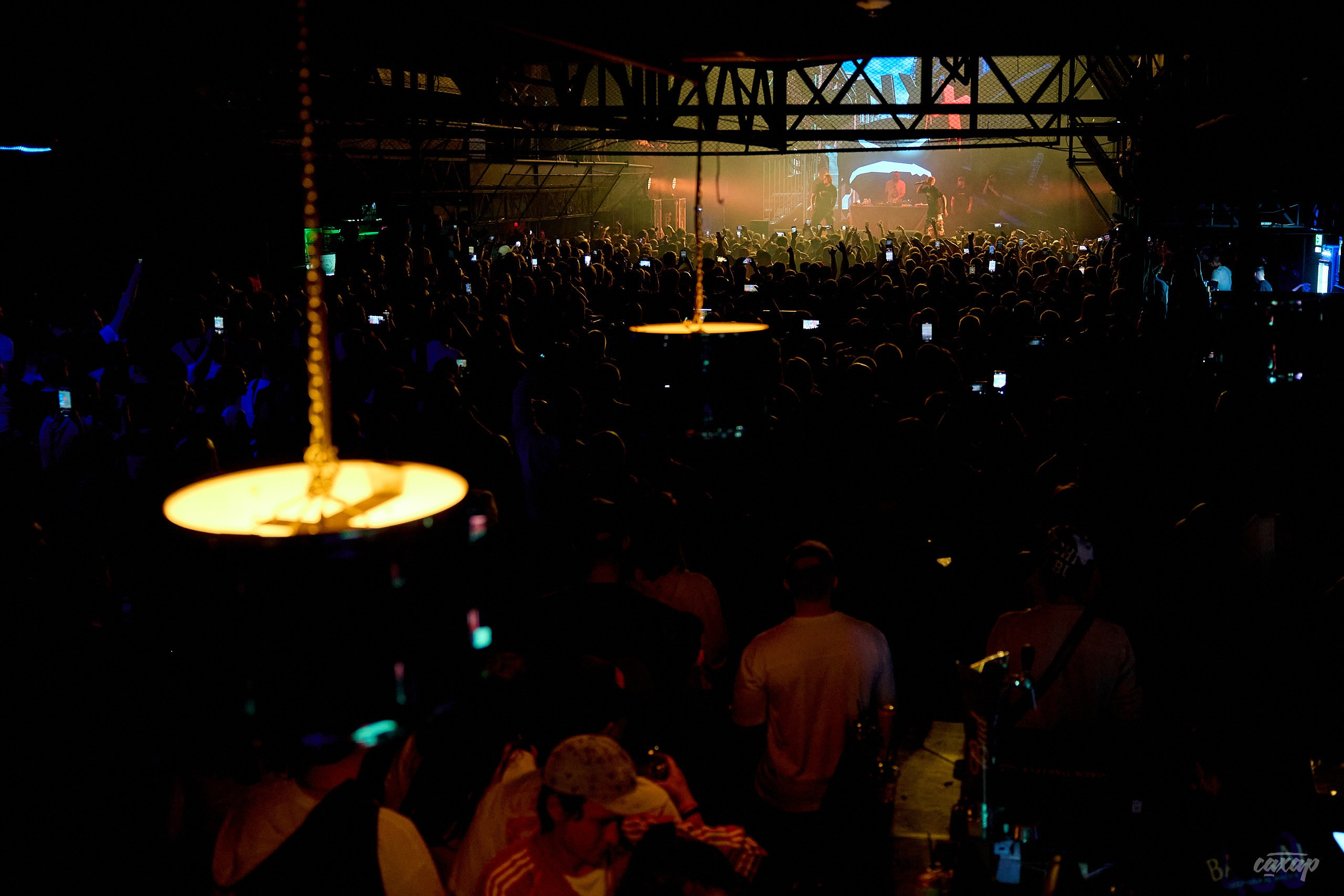 ONYX. Профессиональный фотограф в Екатеринбурге Юра Сахар