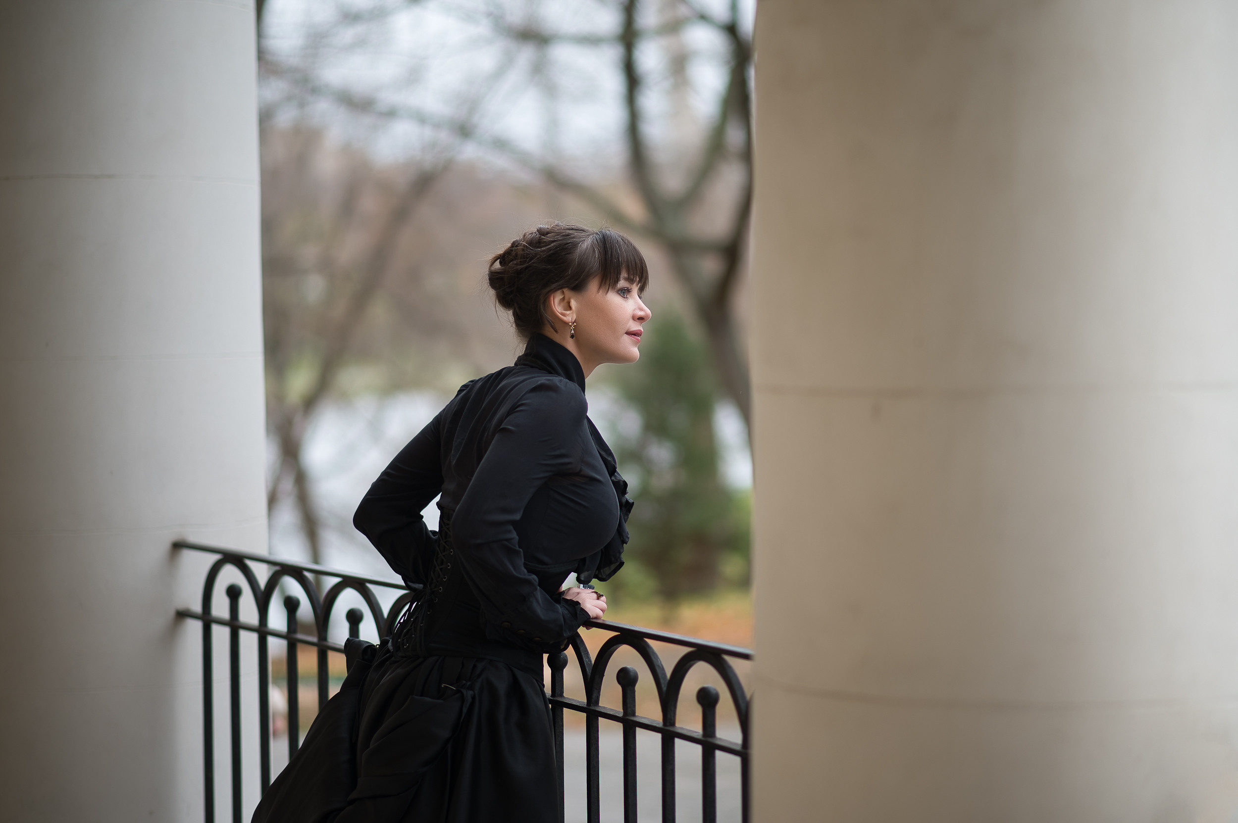 Фотосессия актрисы Весты Буркот в исторической Усадьбе Дурасовых. Портретный фотограф в Москве Алексей Михайлов