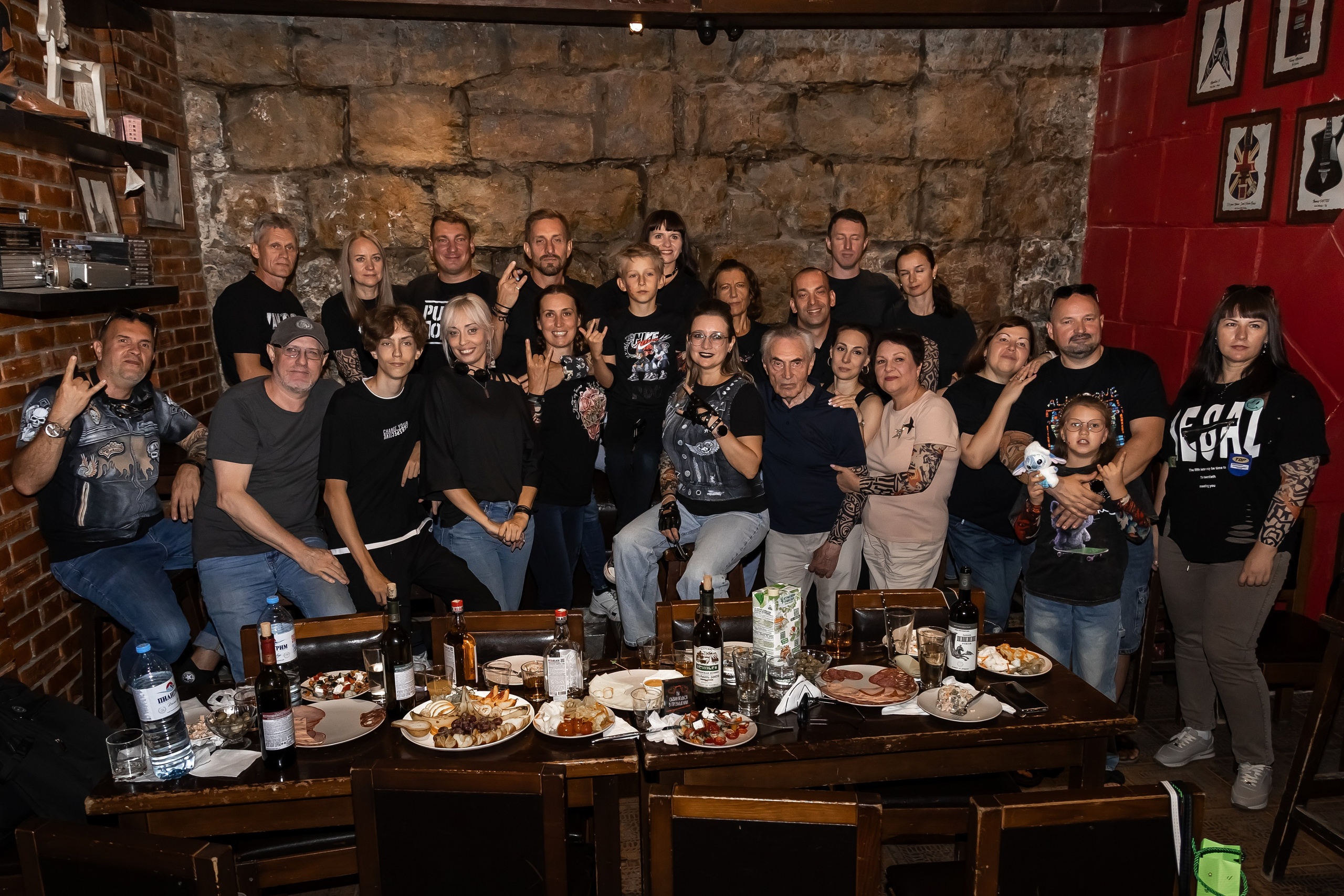 День Рождения Алексея в баре «Белая Лошадь». Фотограф в Волгограде Норченко Светлана