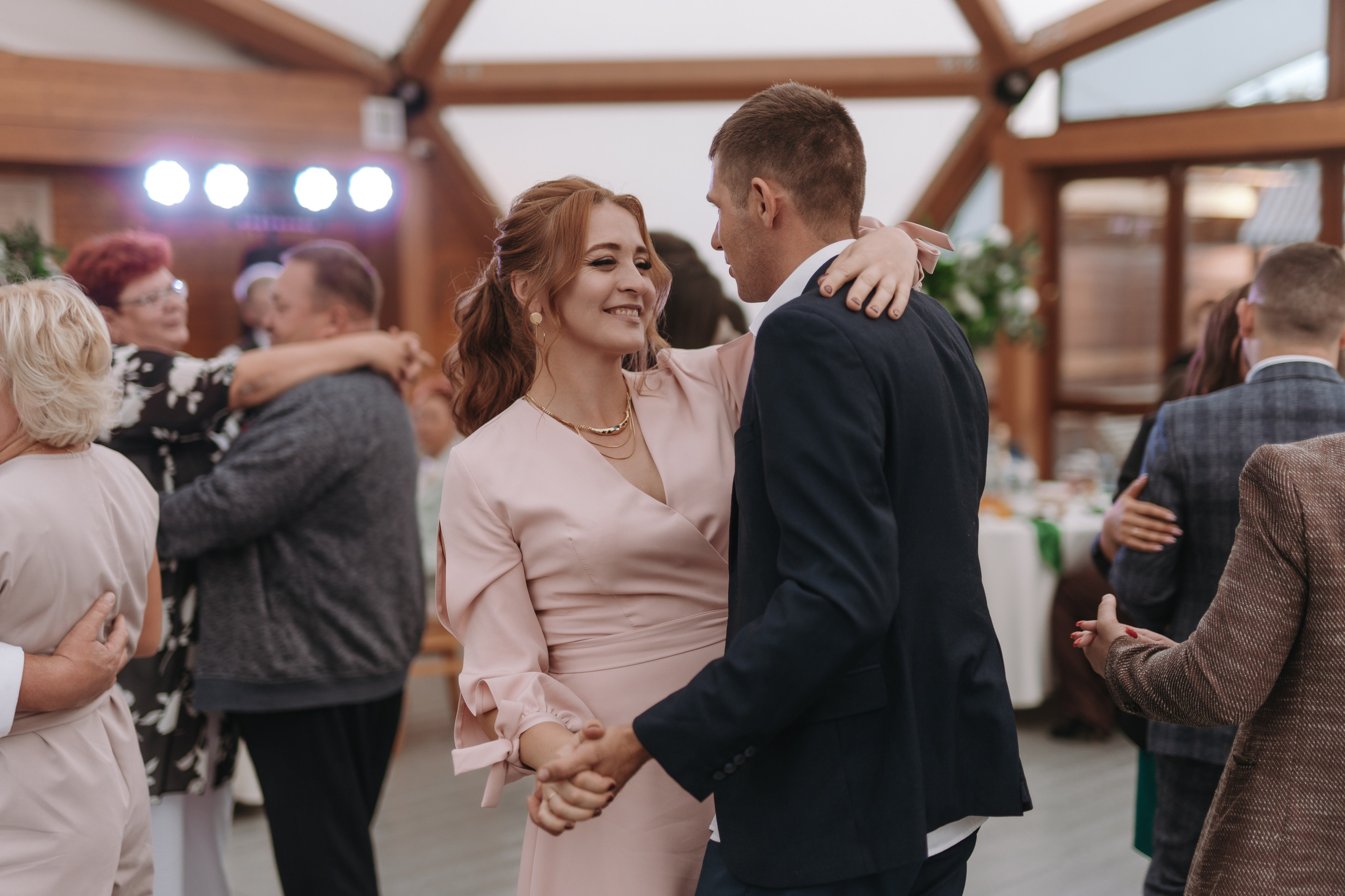 КАФЕ М5 / ХОТИМ ЕДИМ / БОГДАН НАСЫРОВ / ИЛЬНАР АХМАДУЛЛИН