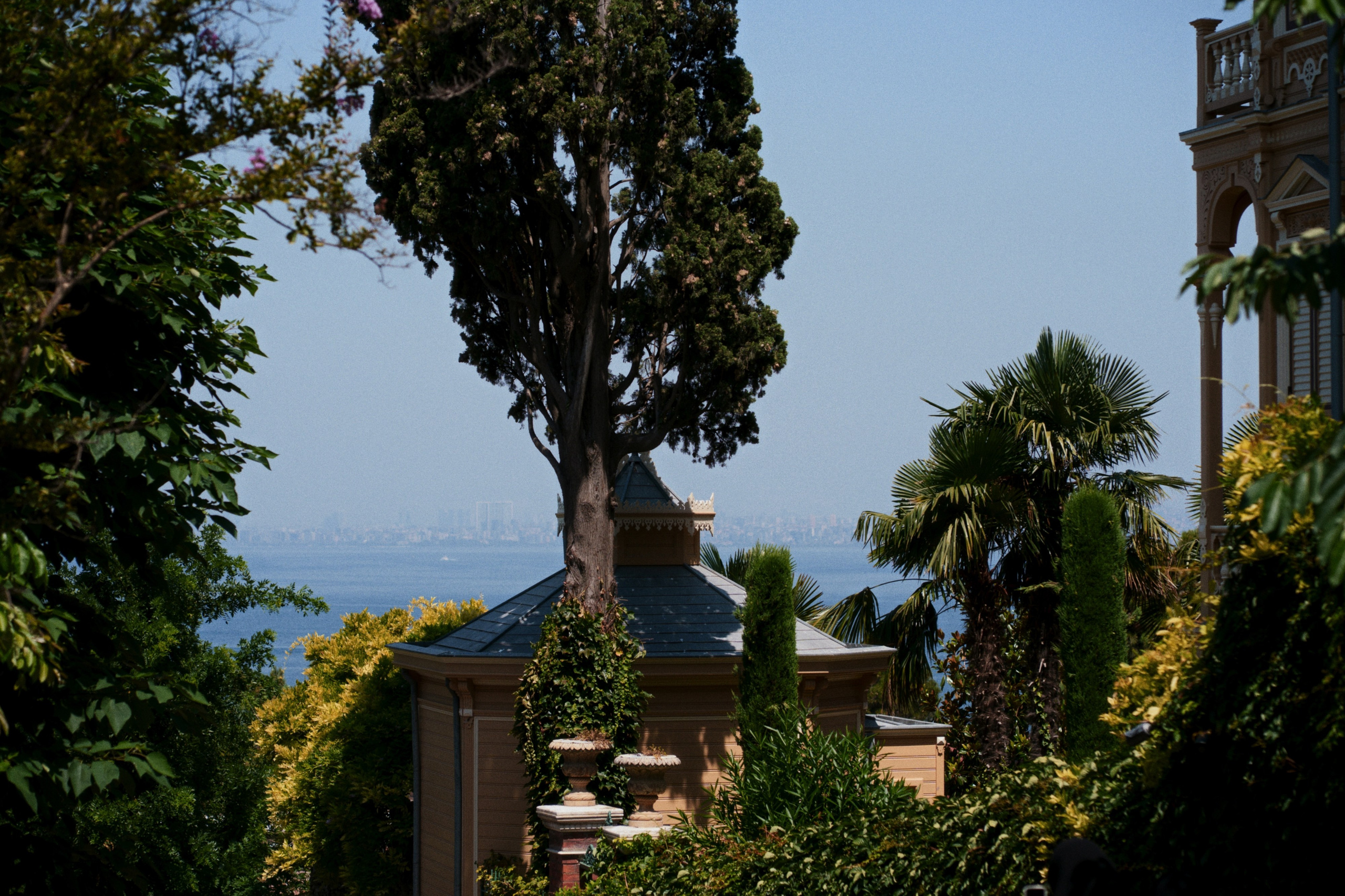 Büyükada х Heybeliada, Istanbul / Türkey SS25. Фотограф Юрин Евгений