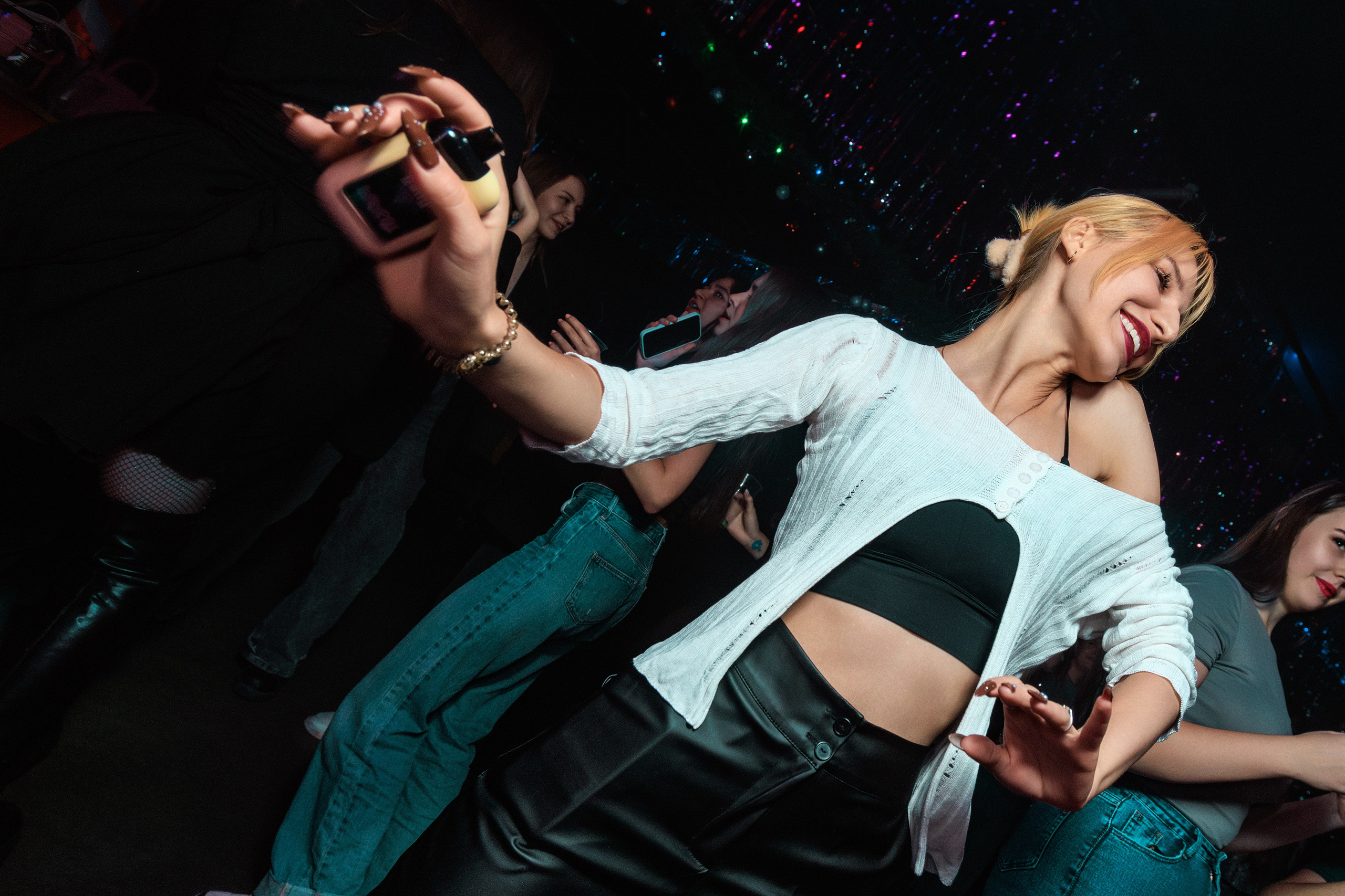 Девичник Winter Edition. Репортажный фотограф Екатеринбург | Яркий, качественный репортаж | Концерты, клубы, репортаж, праздники, корпоративы