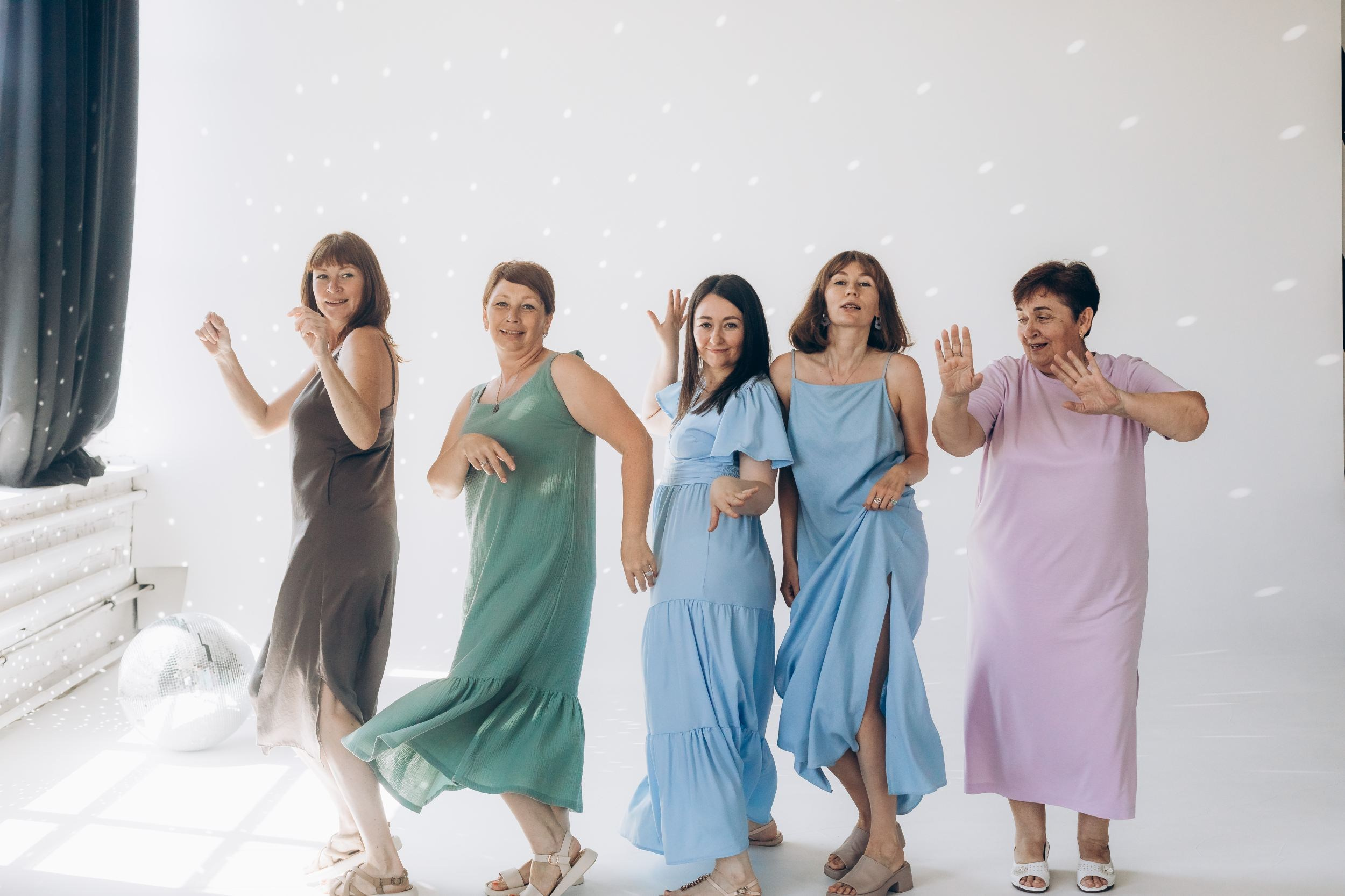 Мама и 4 дочери. Фотограф Марина Верятинская | Краснодар