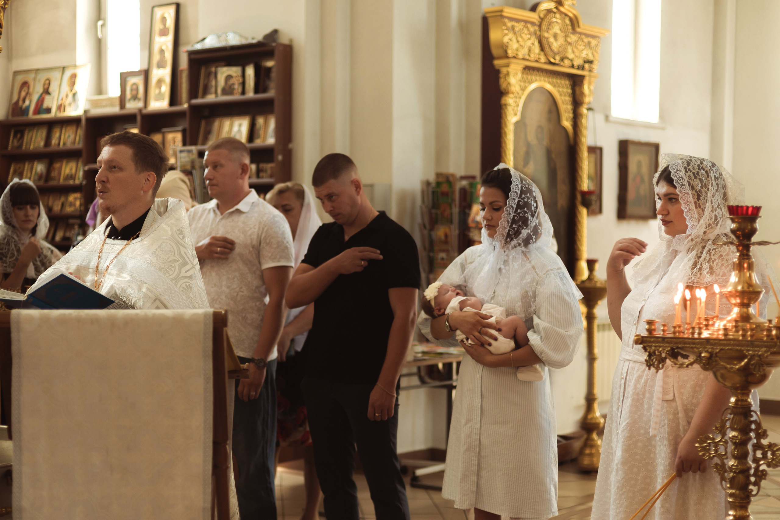 Таинство крещения. Фотограф новорожденных Саратов