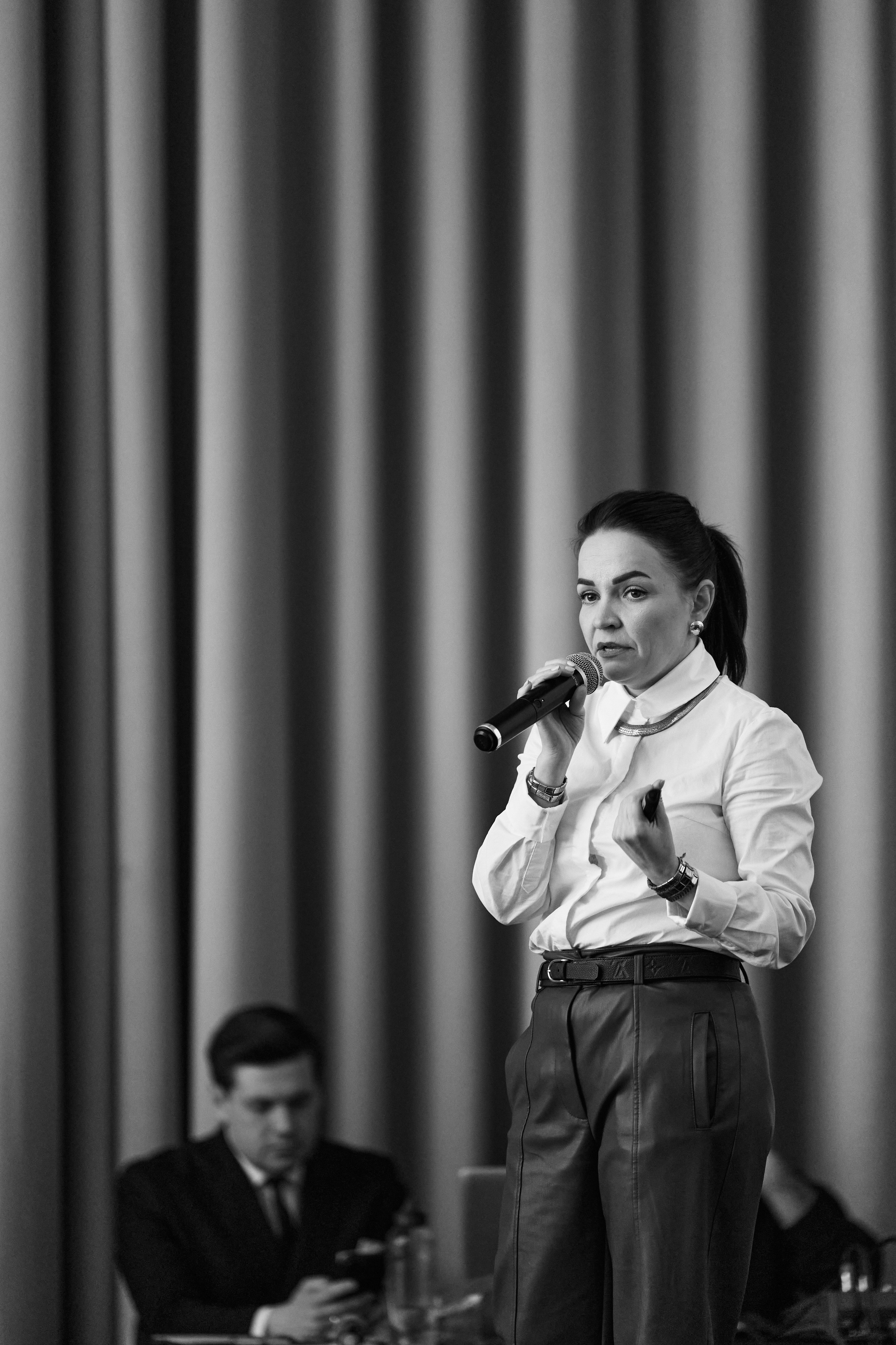 Форум Бизнес-тренды 2025 в Marriott Hotel 28.04. Свадебный репортажный фотограф краснодар максим дремов дрёмов фотосессия студия цена