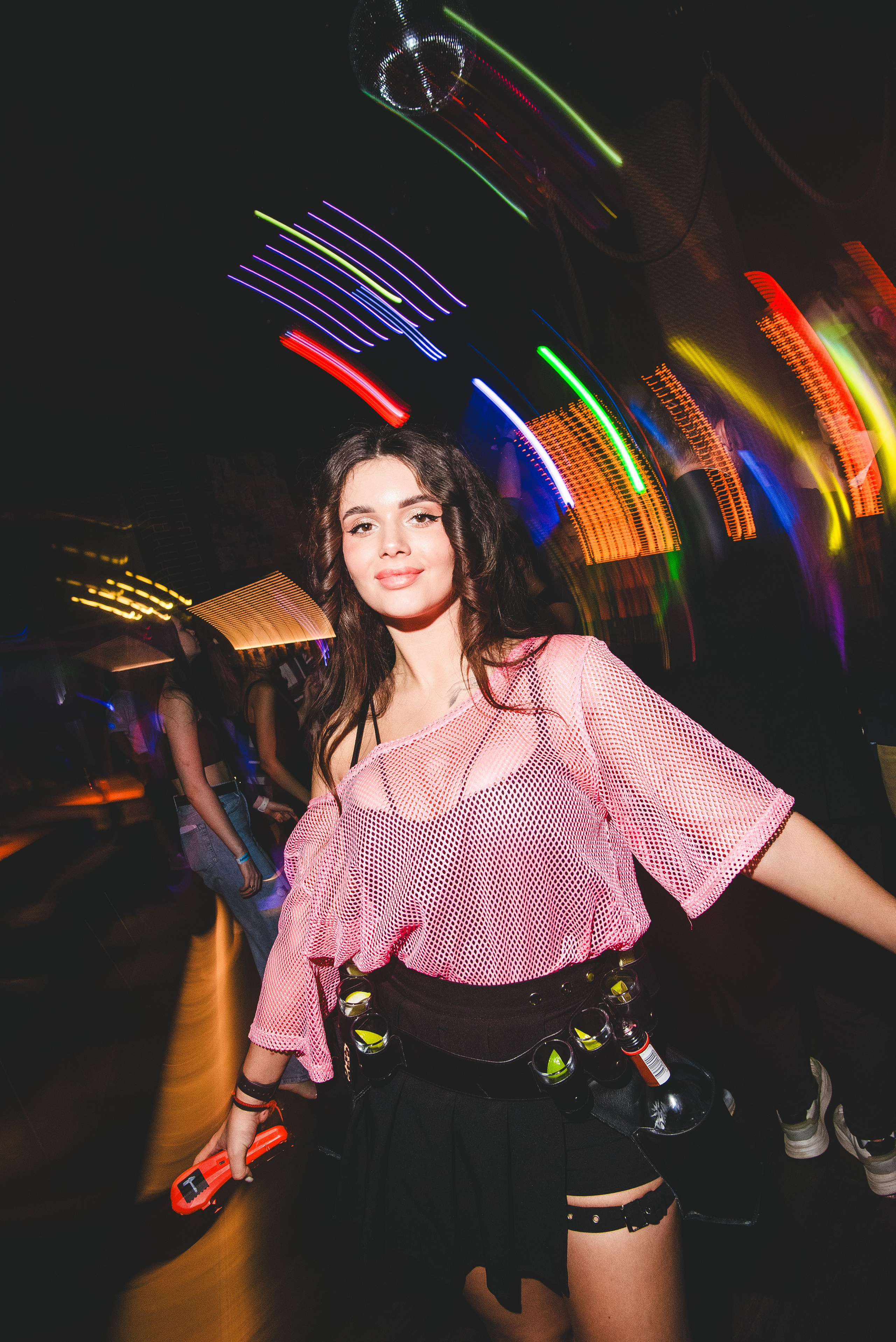 Фотоотчёты о вечеринках для НеБар Волгоград. Или стиль «пьяный фотограф». Фотограф в Волгограде и Волжском Александр Горбань