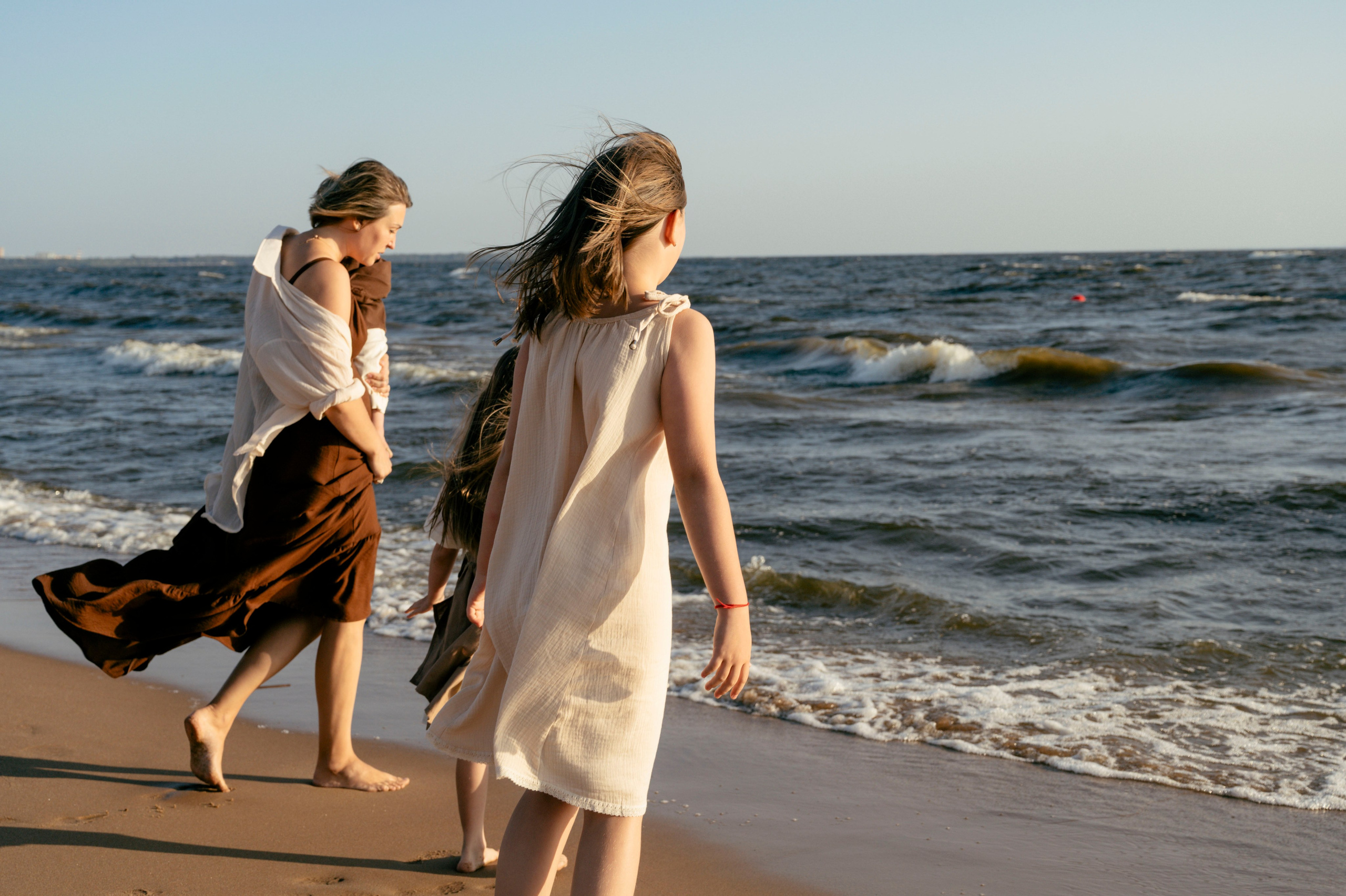Алина. Профессиональный фотограф беременности в СПБ. Стильные фотосессии беременности в стиле минимализм и классическая фотография