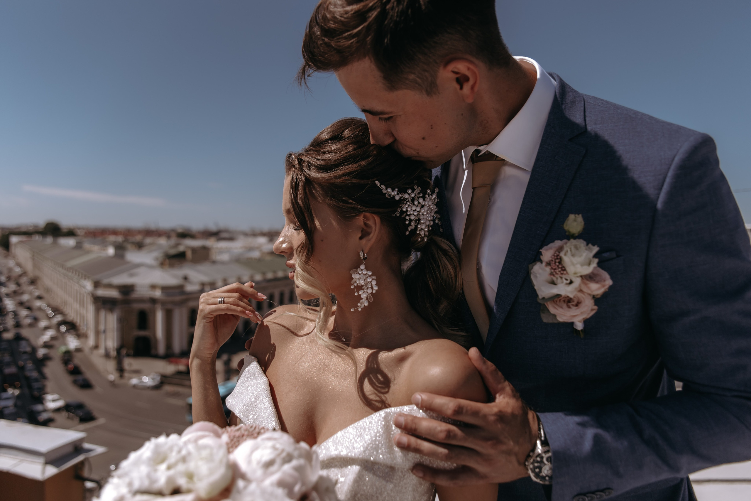 В Петербург приезжают жениться. Свадебный и семейный фотограф Арина Кулёва