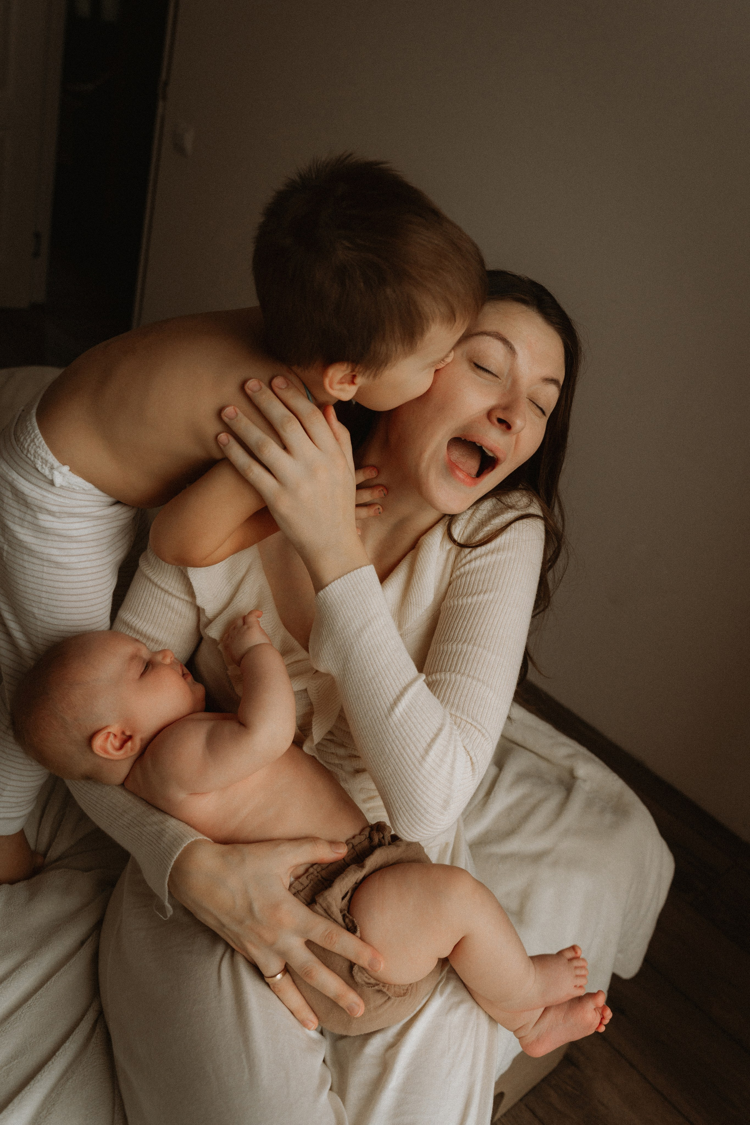 Вера, Ярик и Варя. Семейный фотограф • Домашние съемки в Нижнем Новгороде