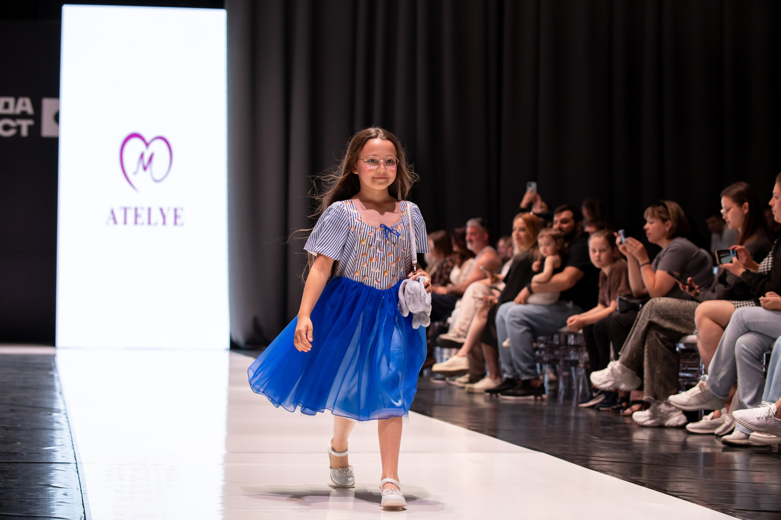 Модные показы. Семейный и детский фотограф в Краснодаре Ольга Осинцева