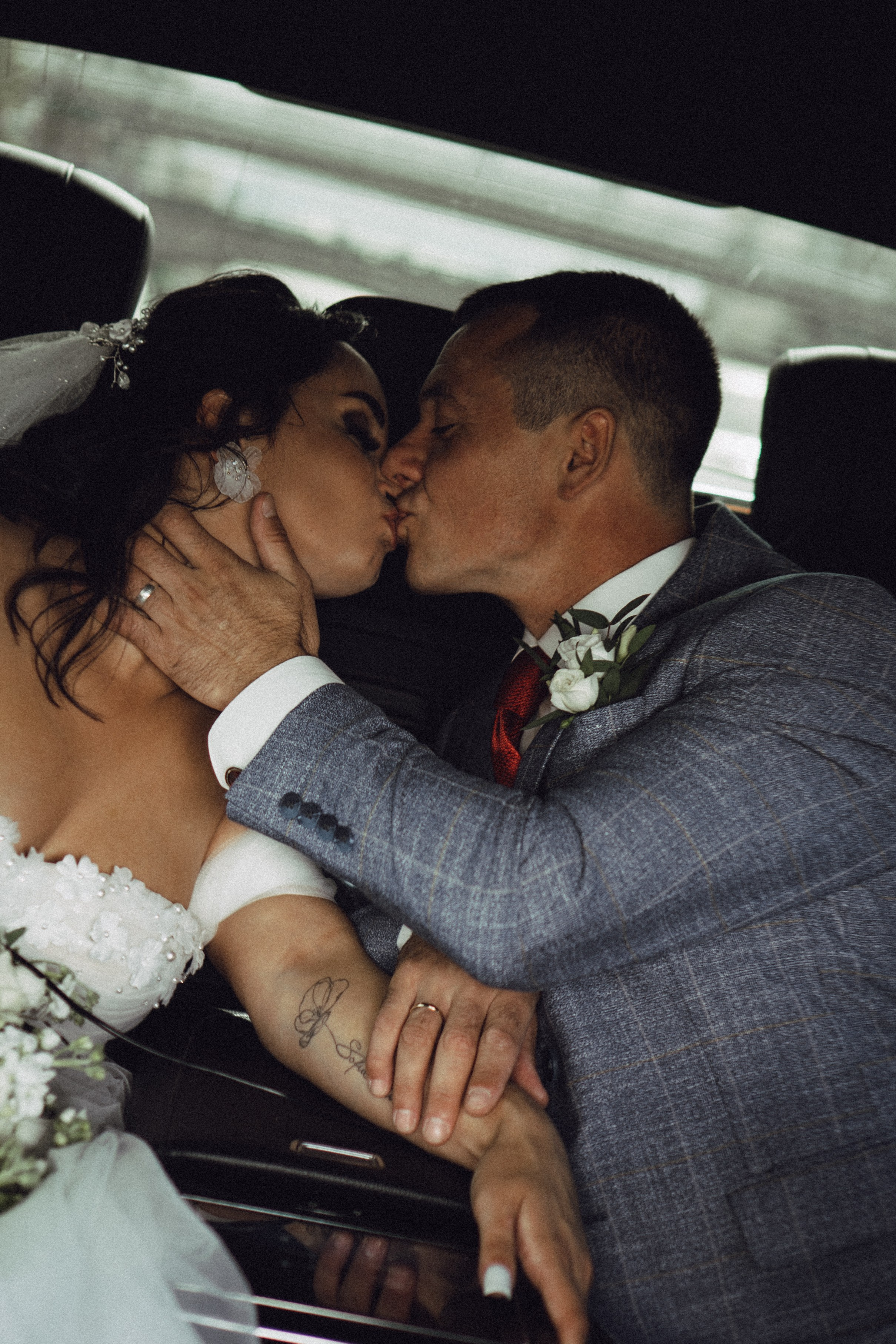 СВАДЕБНАЯ ПРОГУЛКА РЕСТОРАН МЫ ЖЕ НА ТЫ И ФОТОСЕССИИЯ С АВТОМОБИЛЕМ. Профессиональный фотограф, Санкт-Петербург — Виктория Богомолова