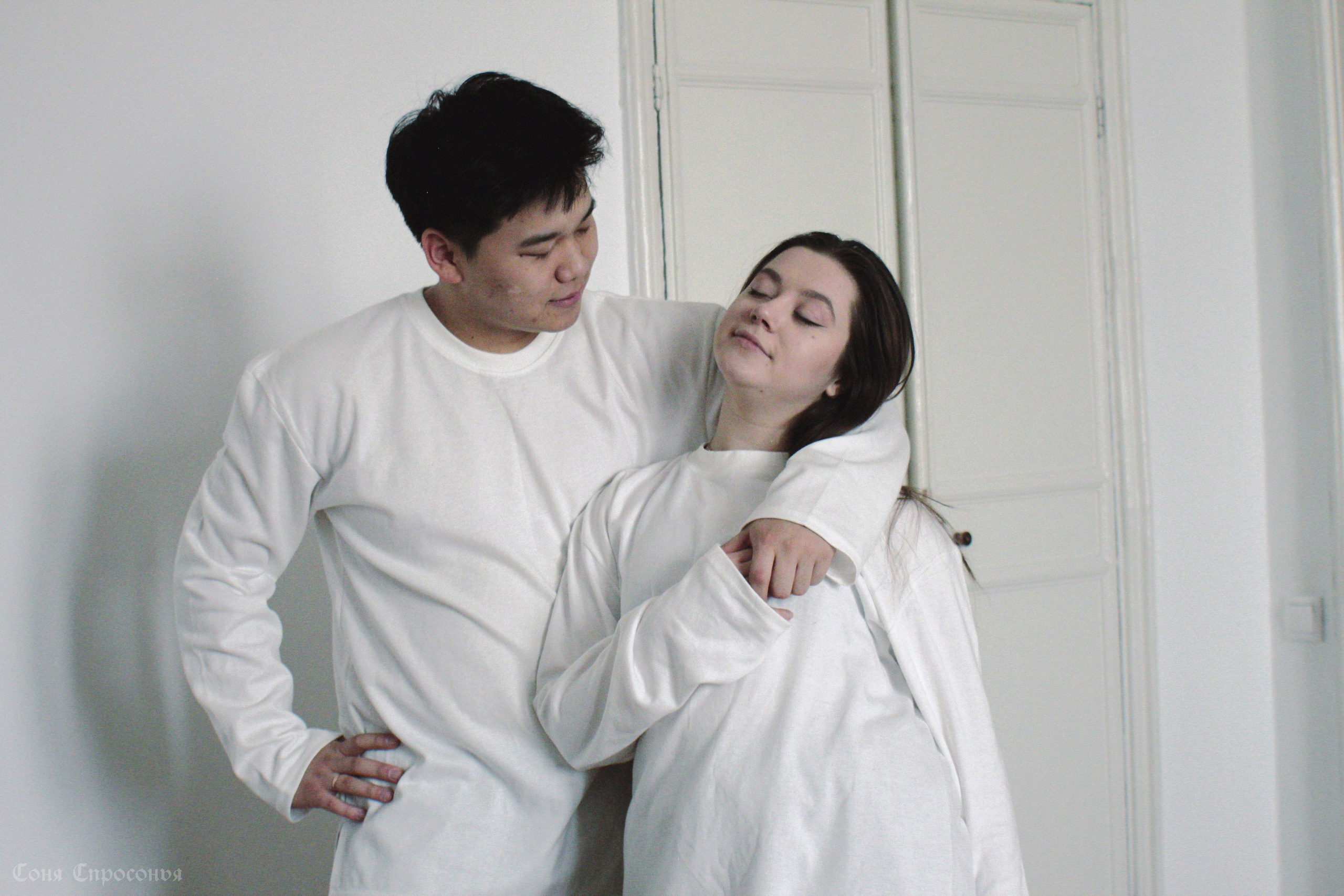Лавстори Полина и Жора. Концертный и портретный фотограф в Москве Соня Спросонья