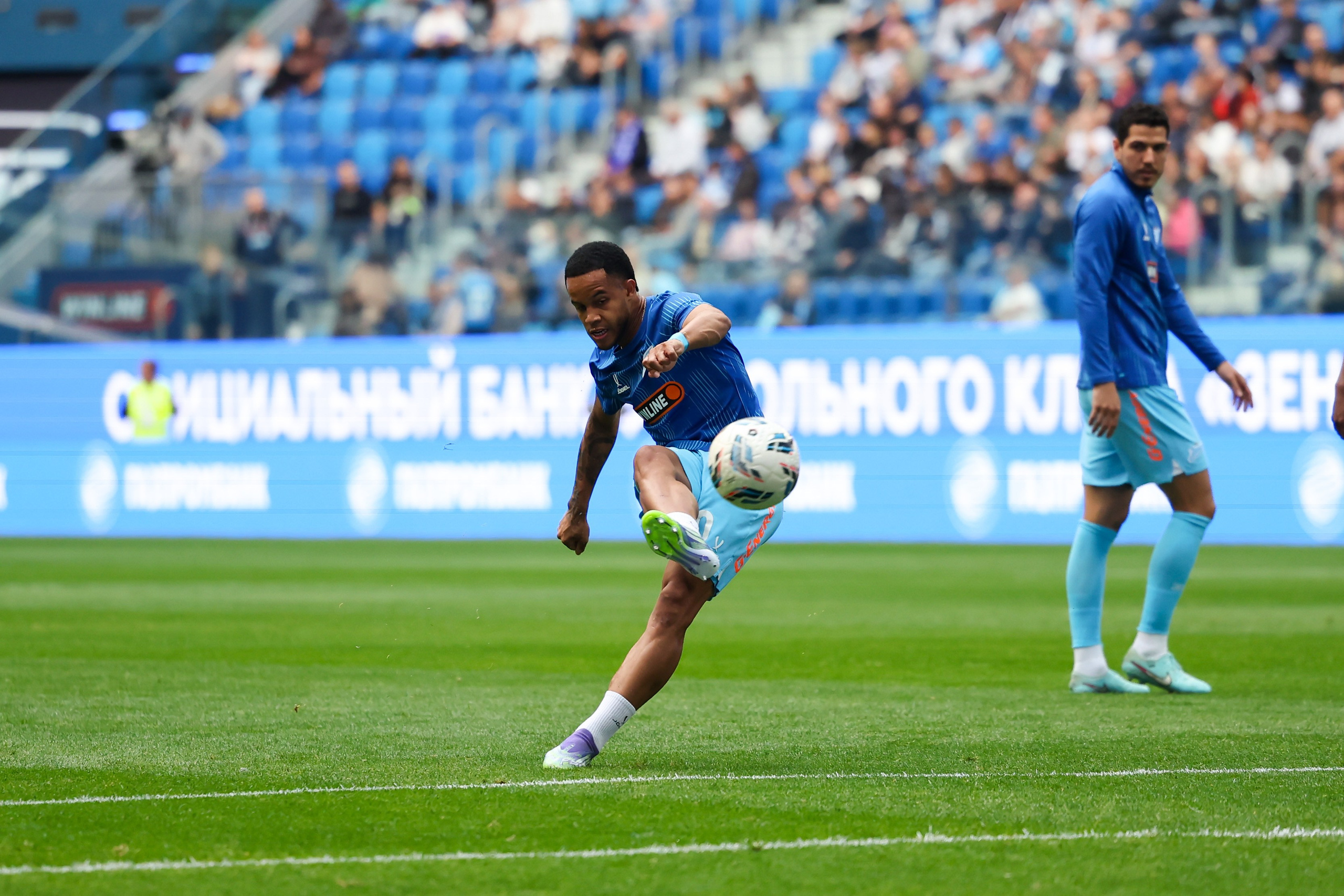 ФК «Зенит» — ФК «Динамо» Махачкала 23.08.2025. Спортивный и репортажный фотограф Антон Тереханов