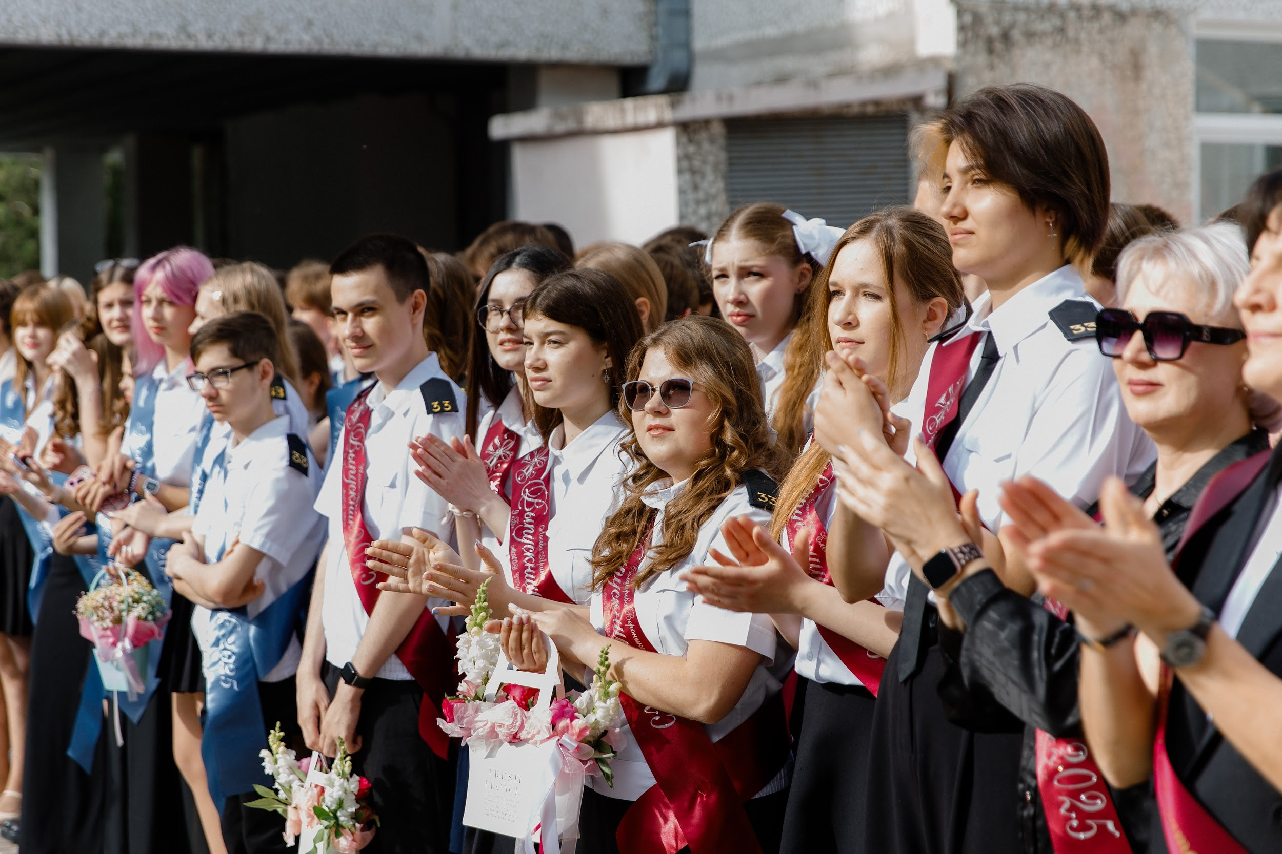 9 класс 33 школа. Выпускные альбомы Натальи Бутко: Новороссийск, Анапа, Геленджик