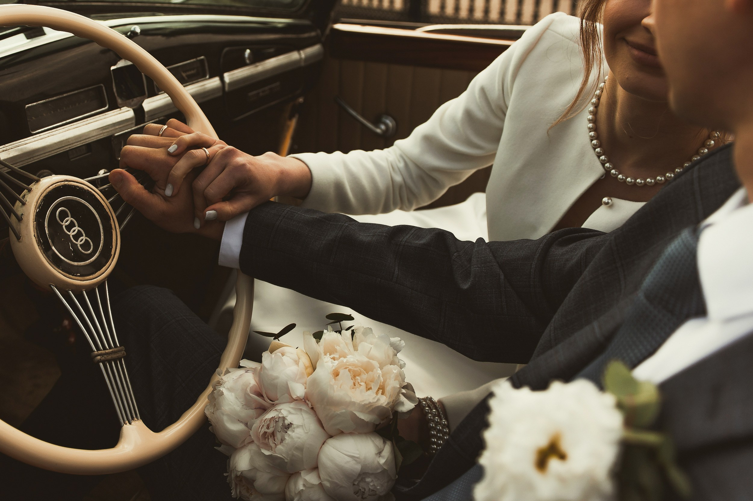 Свадебный и репортажный фотограф в Санкт-Петербурге Антон Ромашко