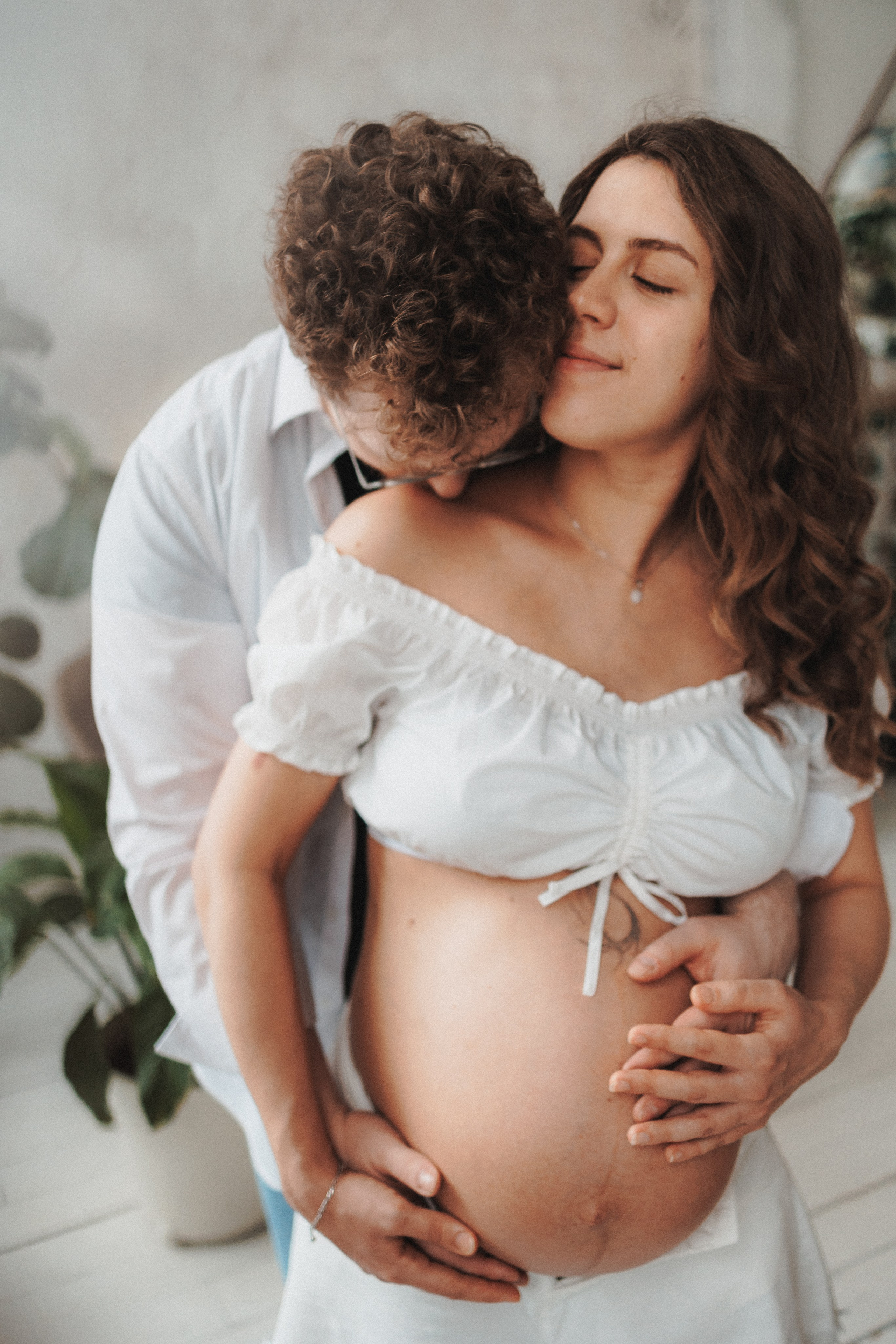 Любовь — это когда ты под сердцем носишь его ребенка. Фотограф Москва Светлана Кирюшина