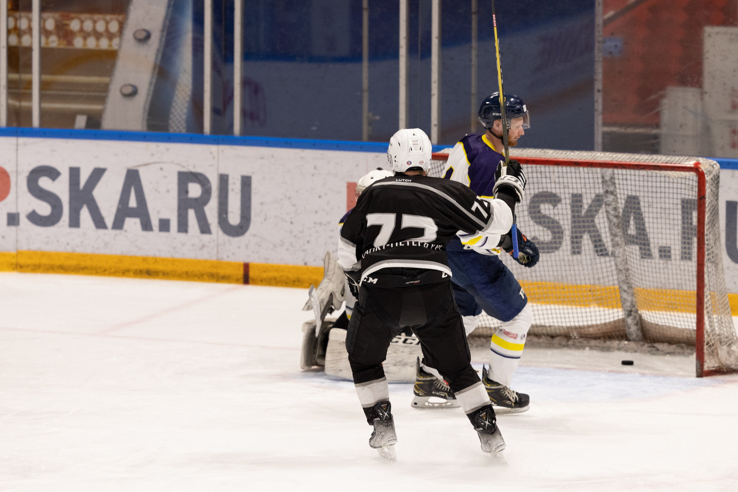 Бульдозер vs. LR-строй. Фотограф Александр Заломаев